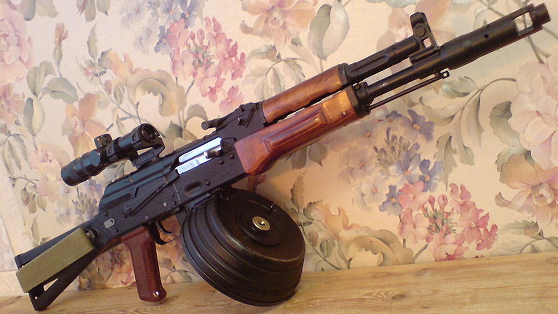 Weapons Assault Rifle 1920x1080