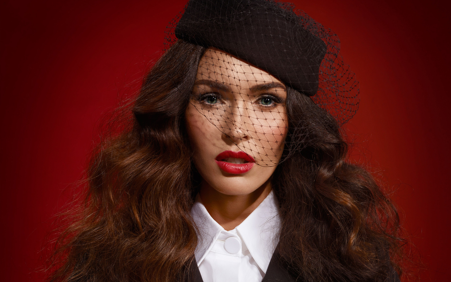 Actress American Brunette Face Hat Lipstick Megan Fox 1920x1200