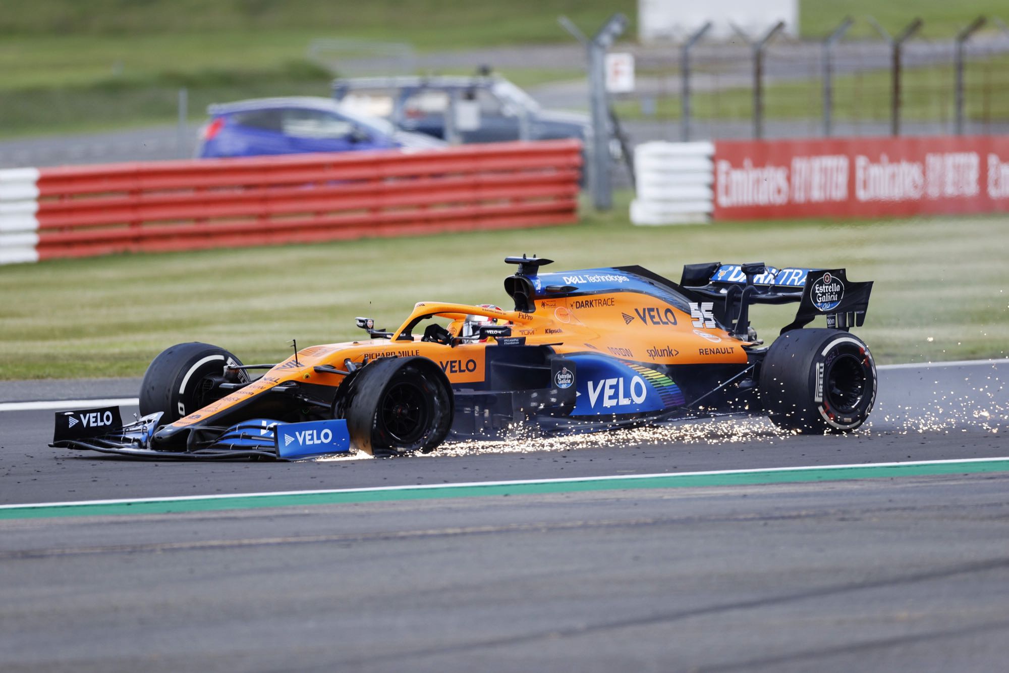 Carlos SAiNZ Jr Race Tracks Formula 1 McLaren F1 2000x1333