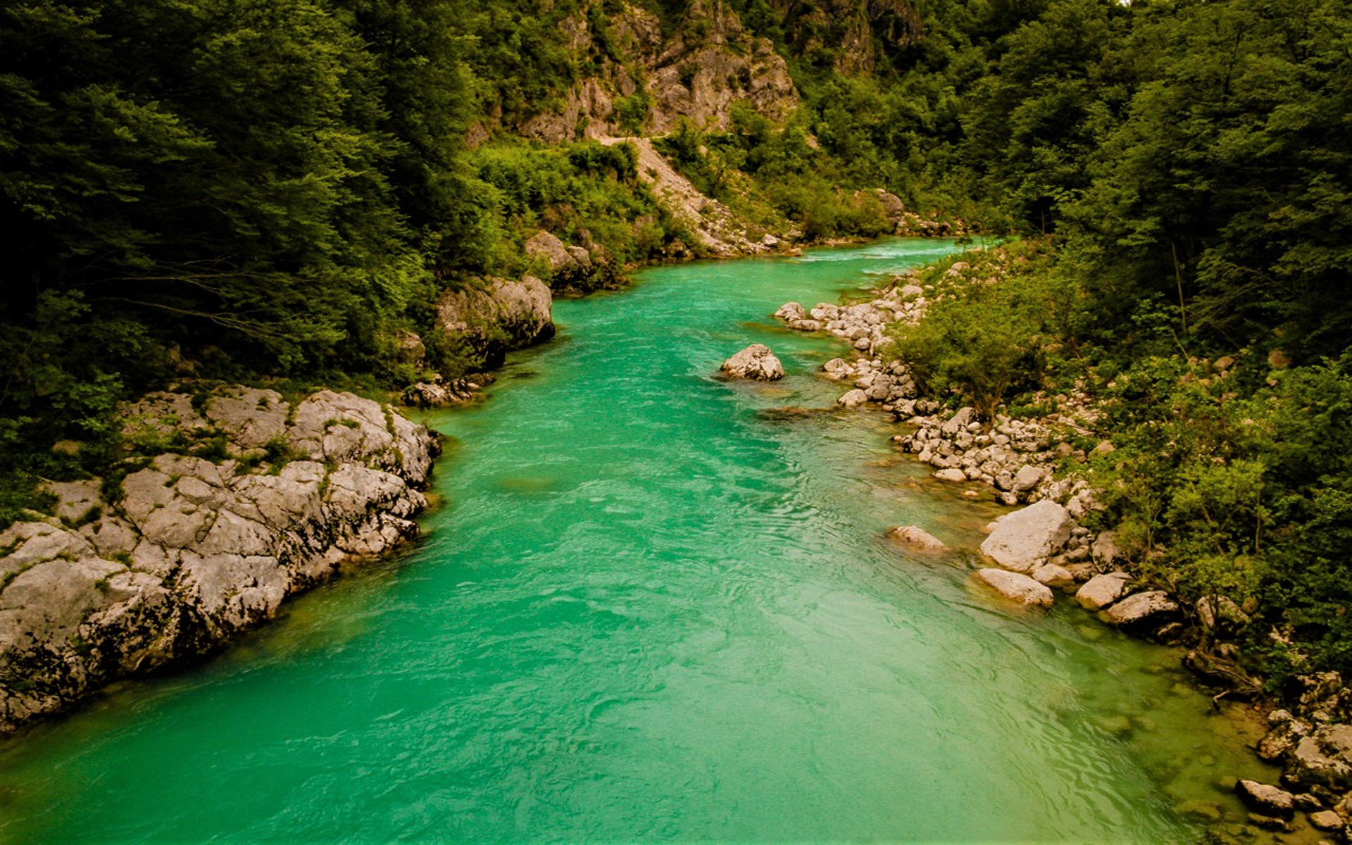 River Rock Slovenia Turquoise 1920x1200