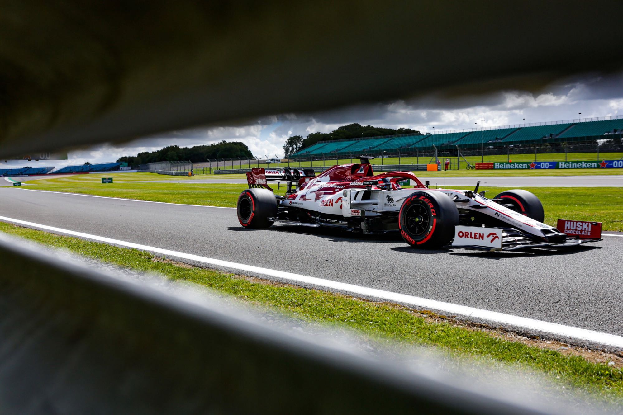 Kimi Raikkonen Alfa Romeo Alfa Romeo C39 Antonio GiOViNAZZi Race Tracks 2000x1333