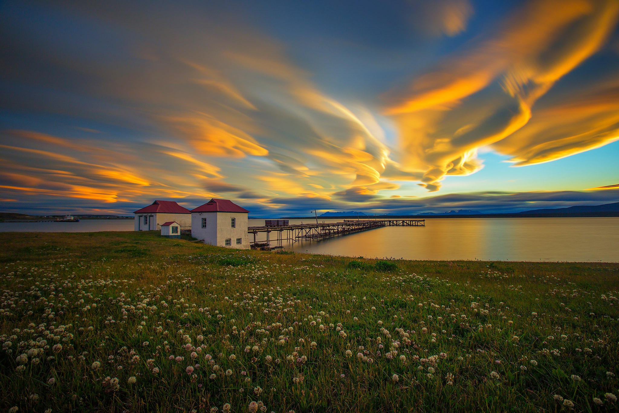 Cloud House Lake Wharf 2048x1365