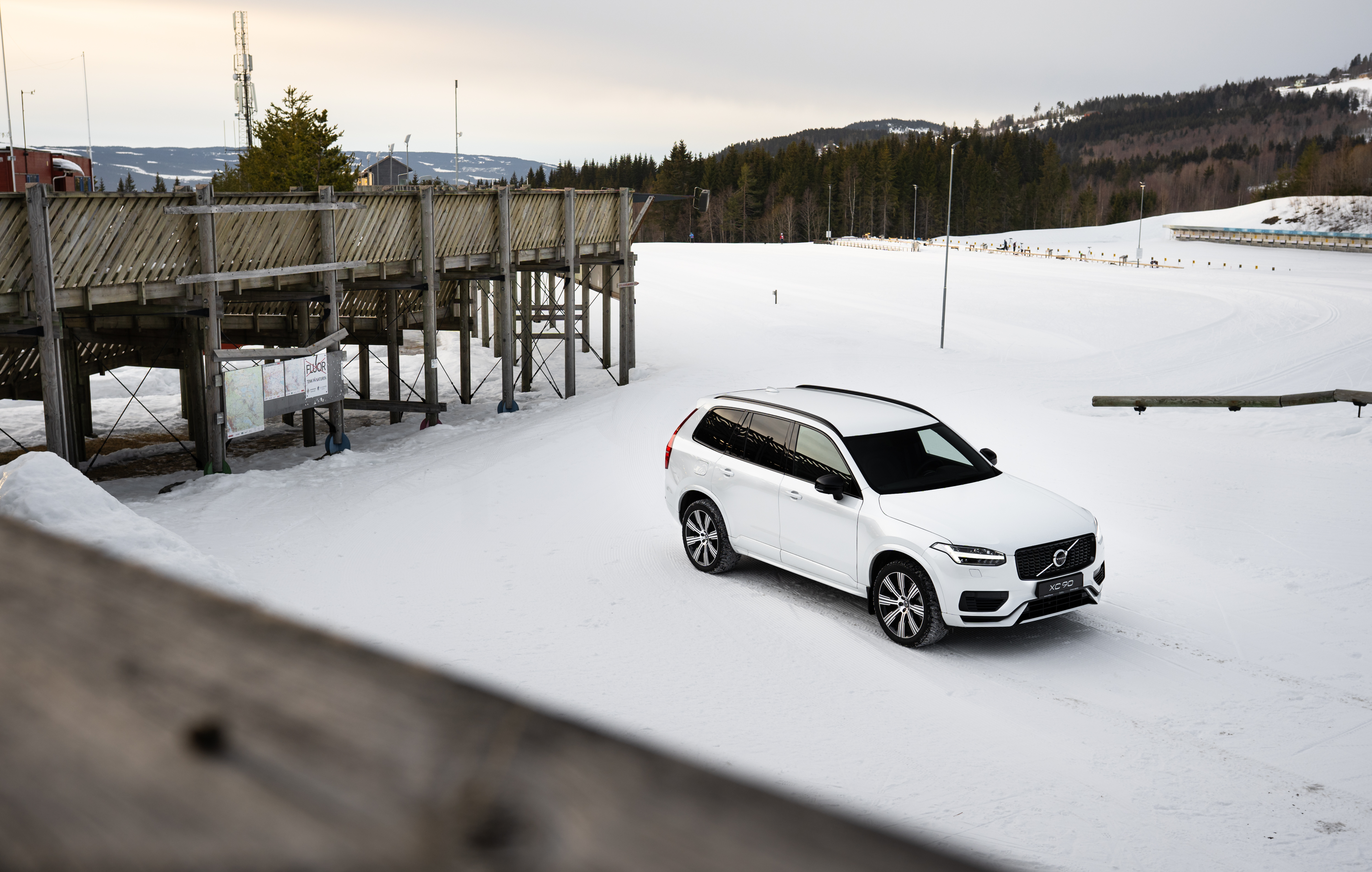 Car Volvo SUV Volvo XC90 Snow Winter 4994x3175