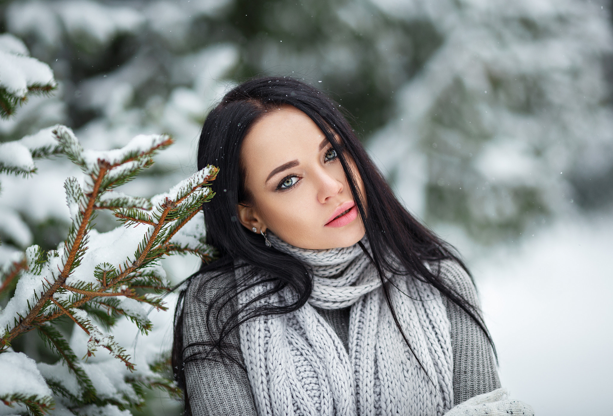 Angelina Petrova Black Hair Green Eyes Model Snow Woman 2048x1389