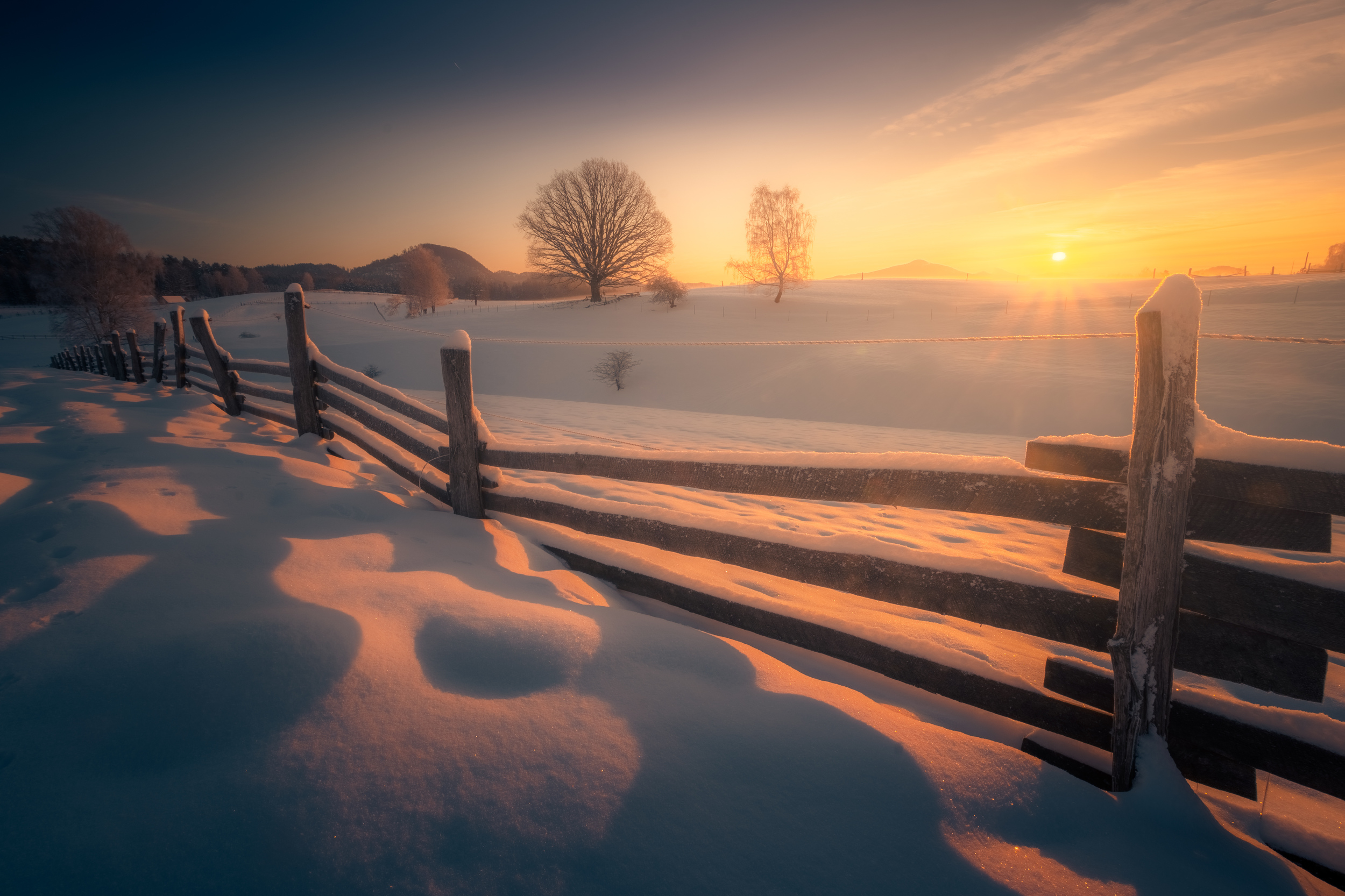 Fence Photography Nature Winter Snow Snow Covered Sunset Sun Trees Landscape Outdoors Cold Field Lub 2500x1666