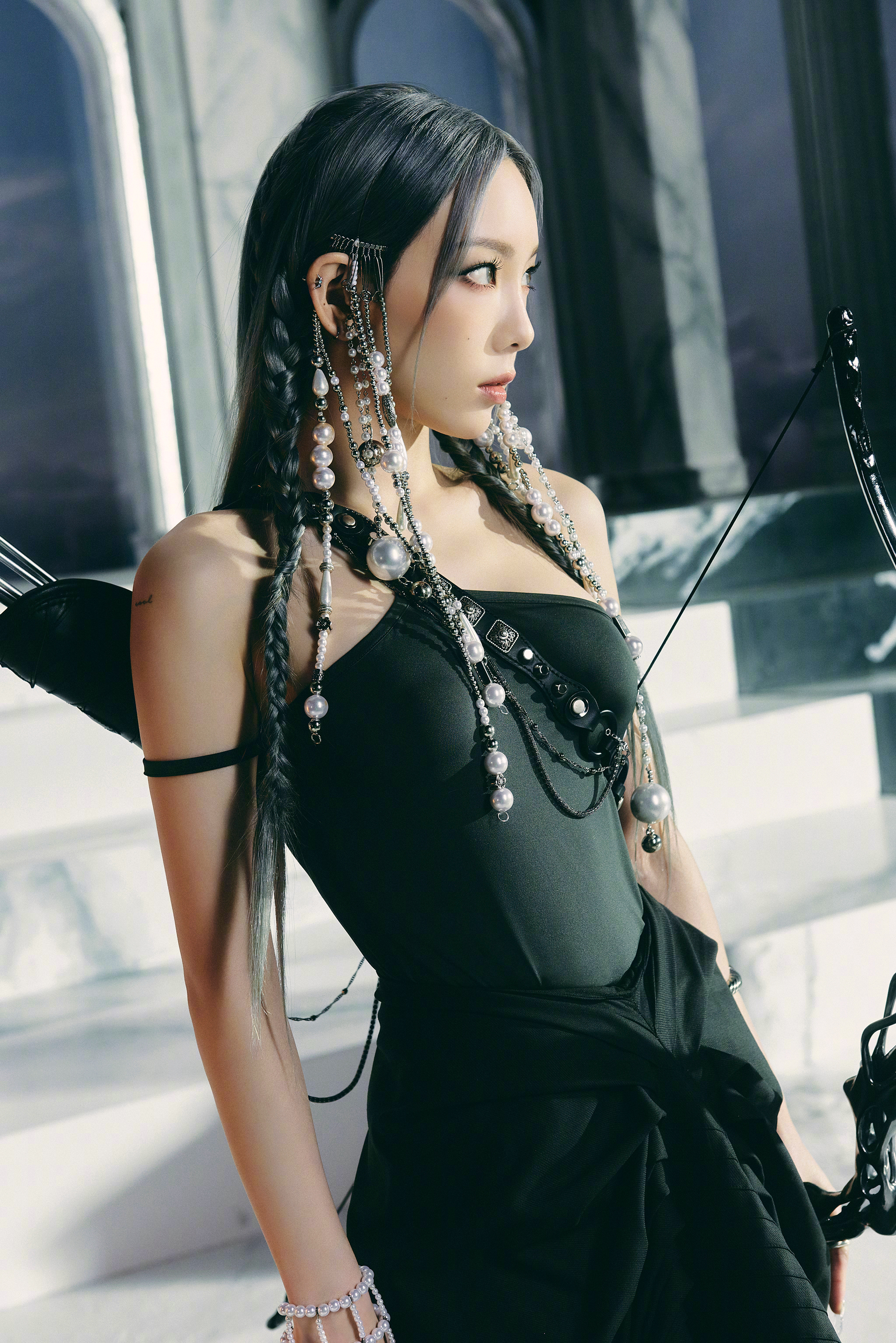 SNSD Taeyeon Kim Taeyeon Model Korean Women K Pop Gray Eyes Dyed Hair Archer Bow And Arrow Photo Man 2390x3582