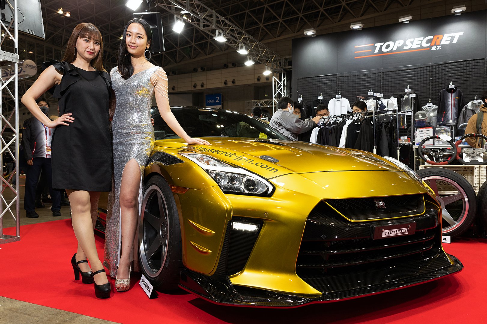Nissan Top Secret JDM Japanese Cars Smokey Nagata Model Women Car Sports Car GT R R35 Asian High Hee 1622x1080