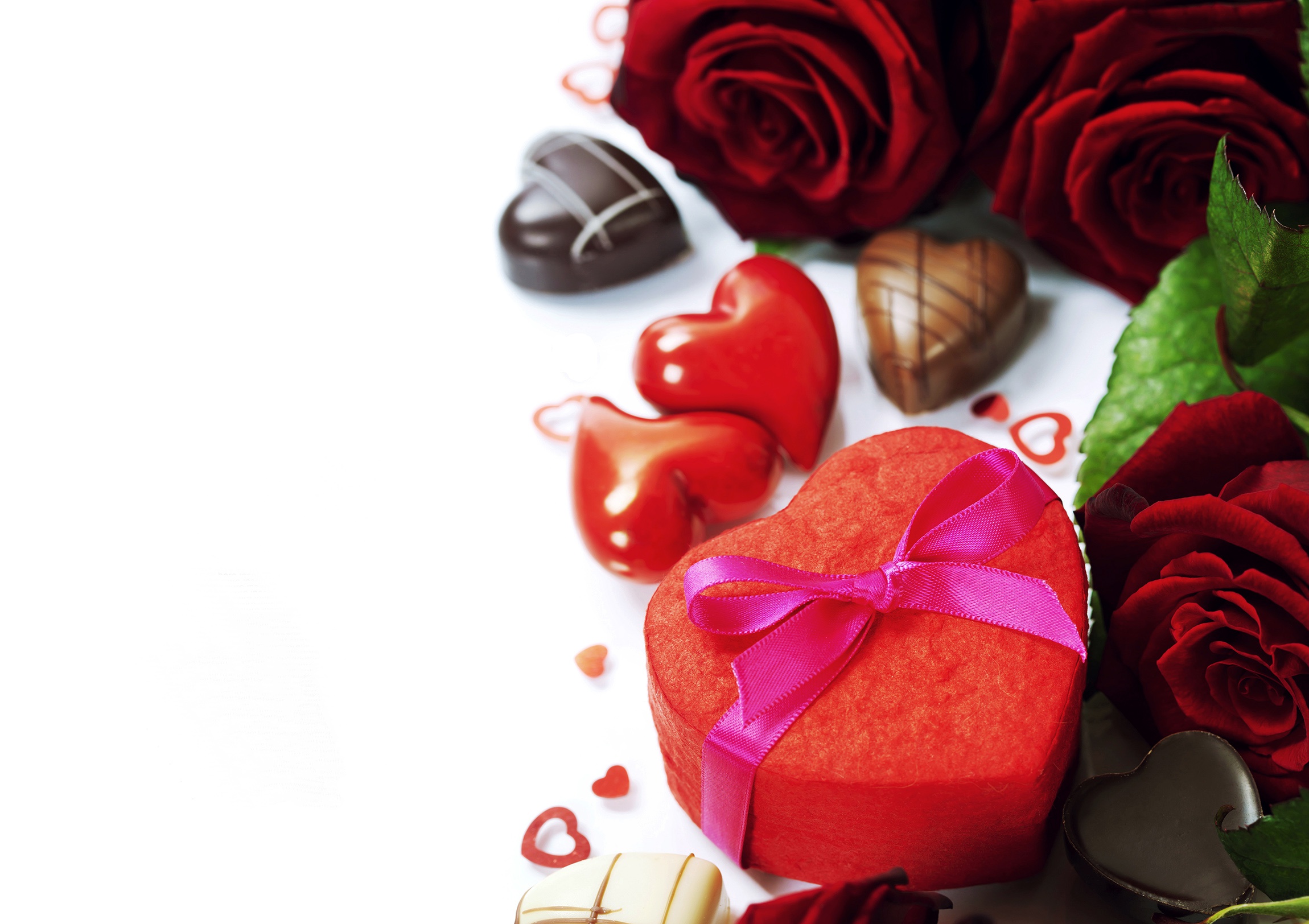 Gift Heart Romantic Rose Still Life 2300x1624
