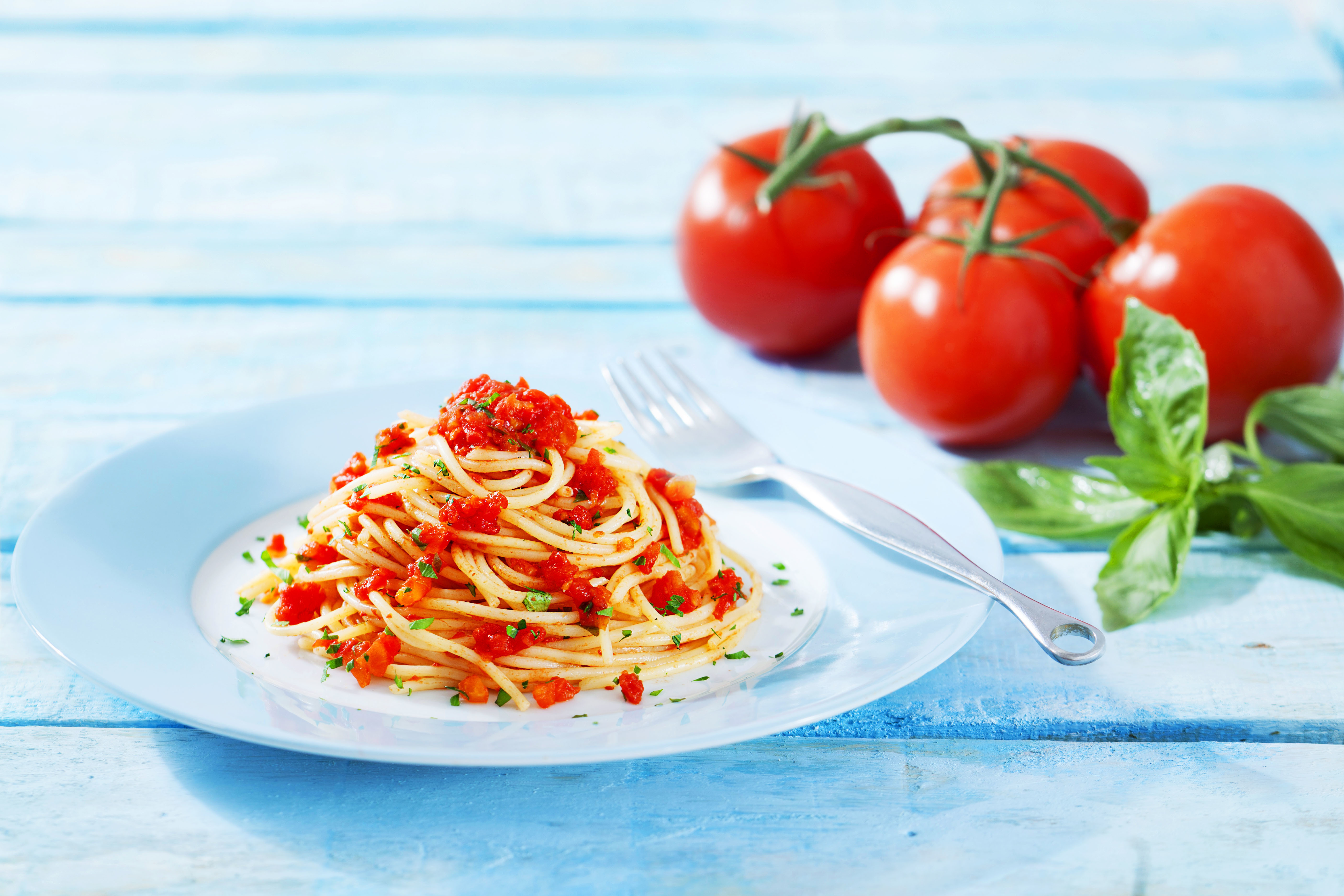 Food Spaghetti Noodles Tomatoes 5616x3744