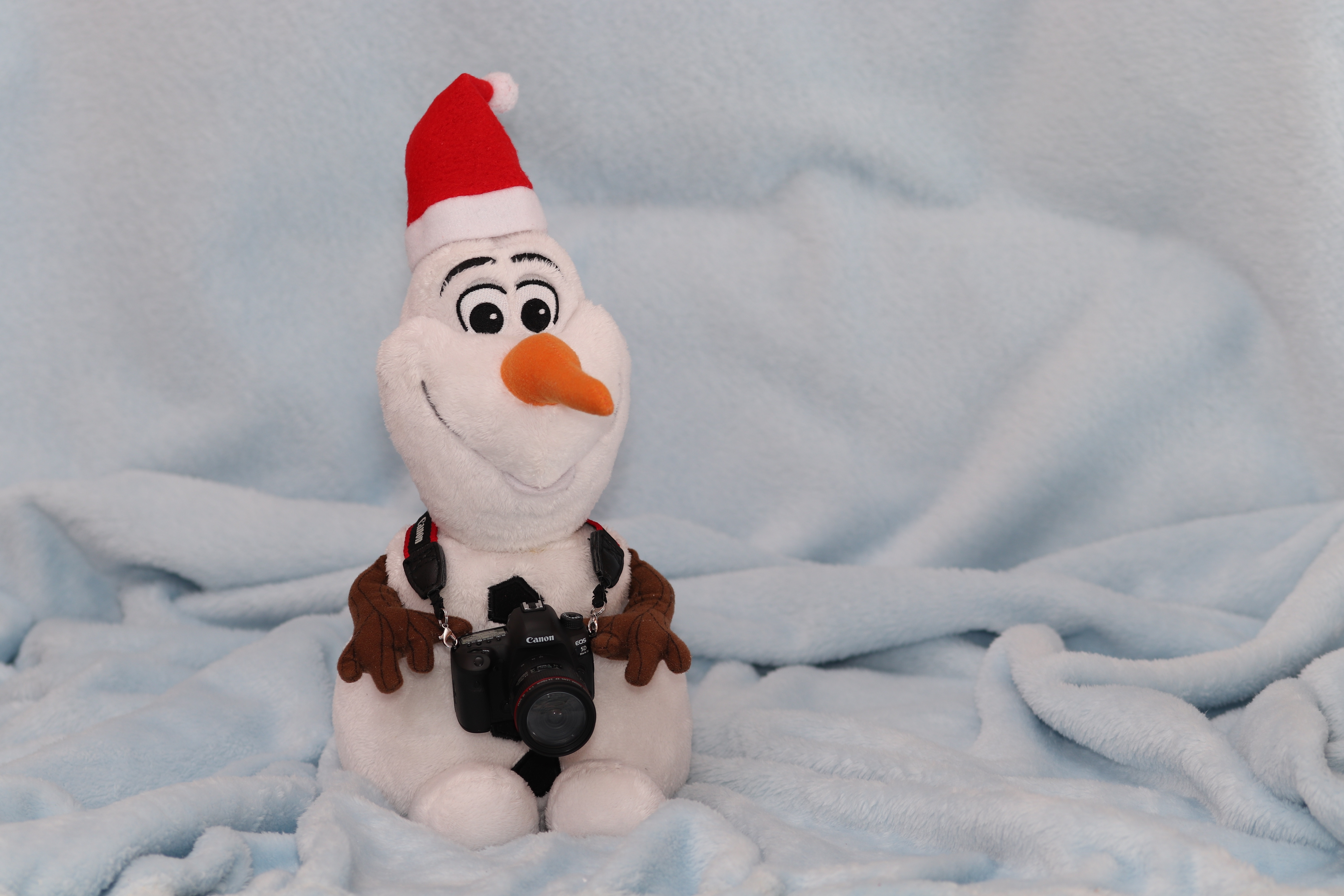 Toy Christmas Camera 6000x4000
