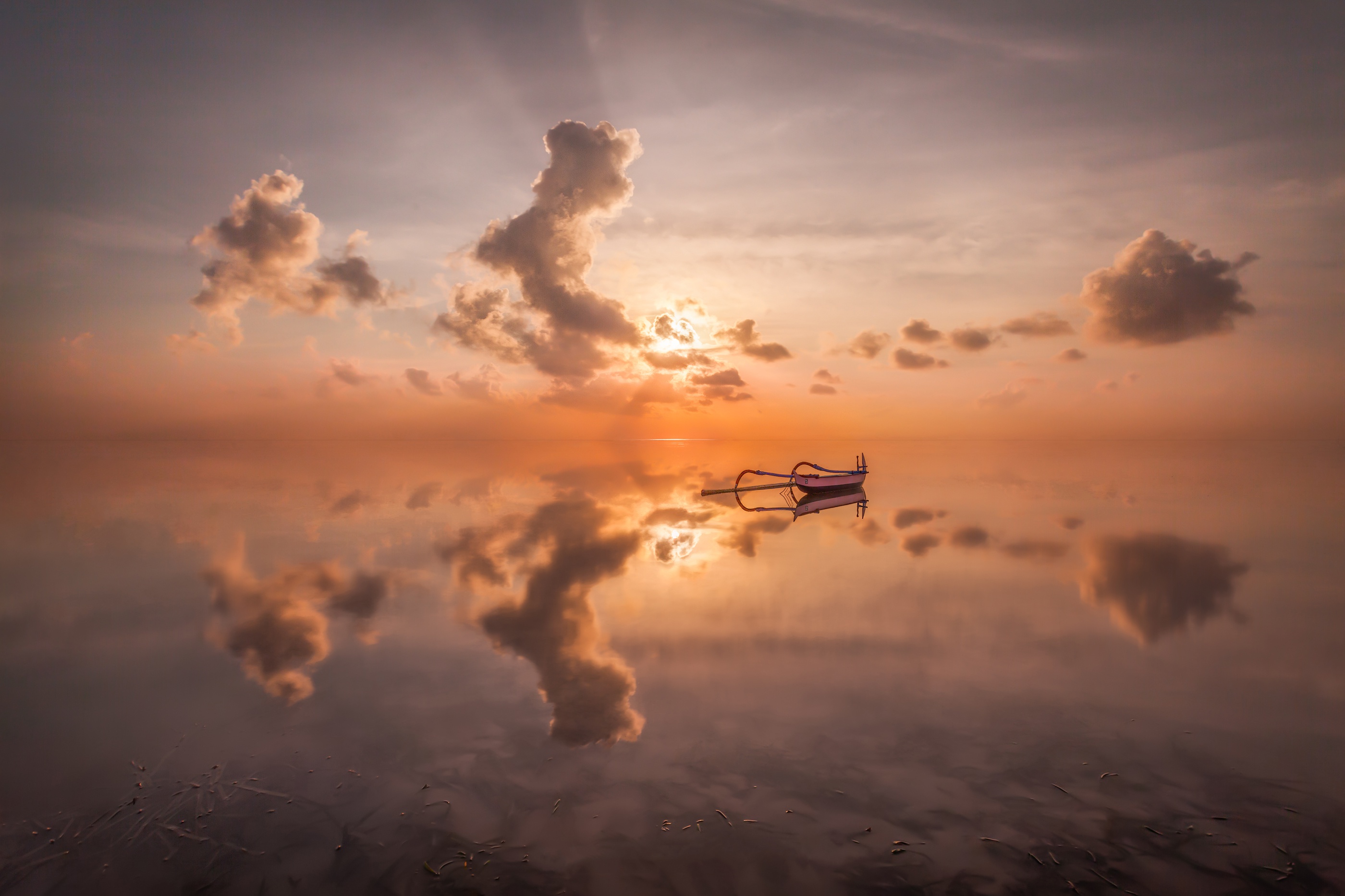 Boat Cloud Reflection Sea 2800x1867