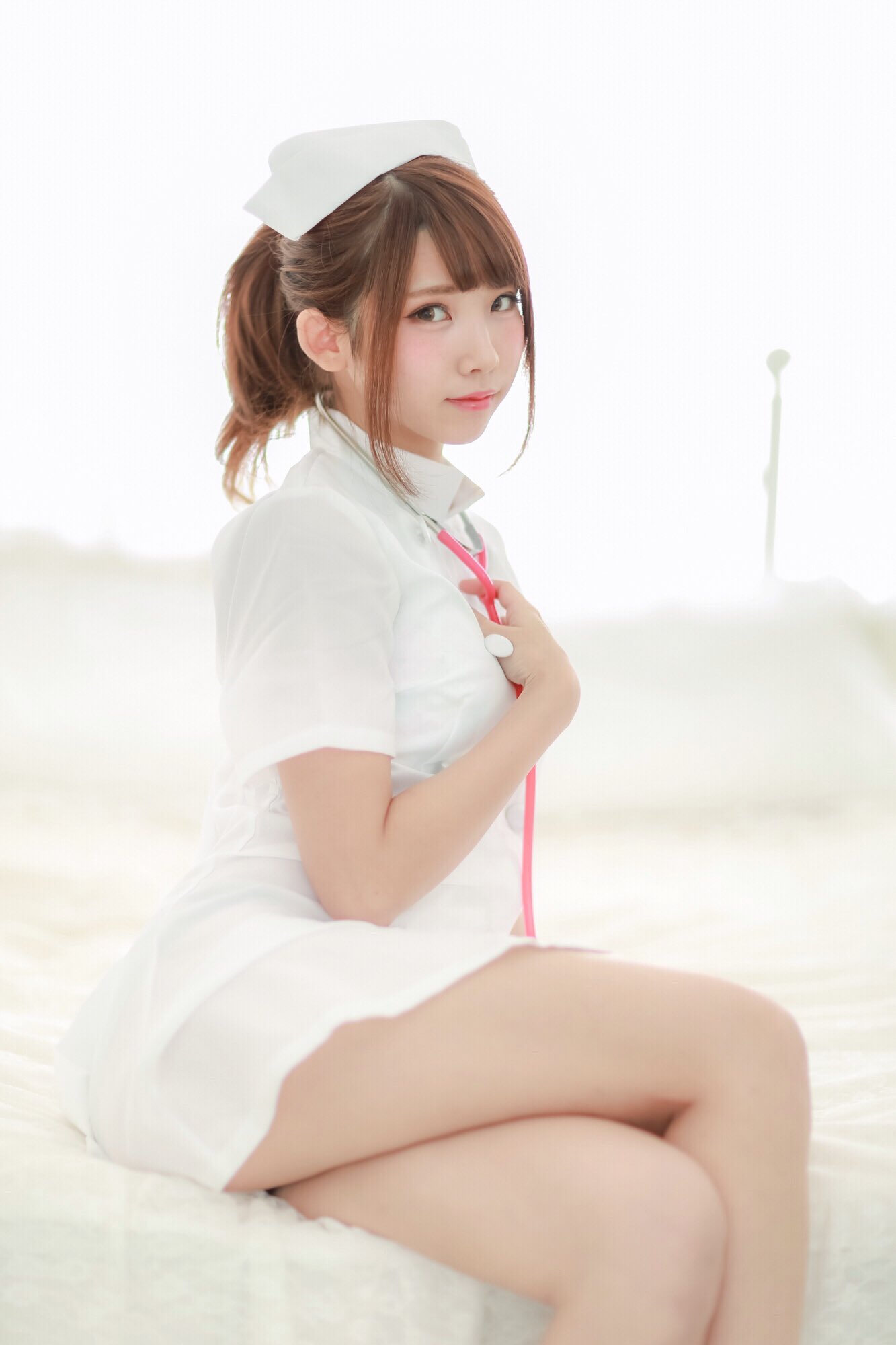 Enako Japanese Women Asian Nurse Outfit Legs Crossed Women 1333x2000