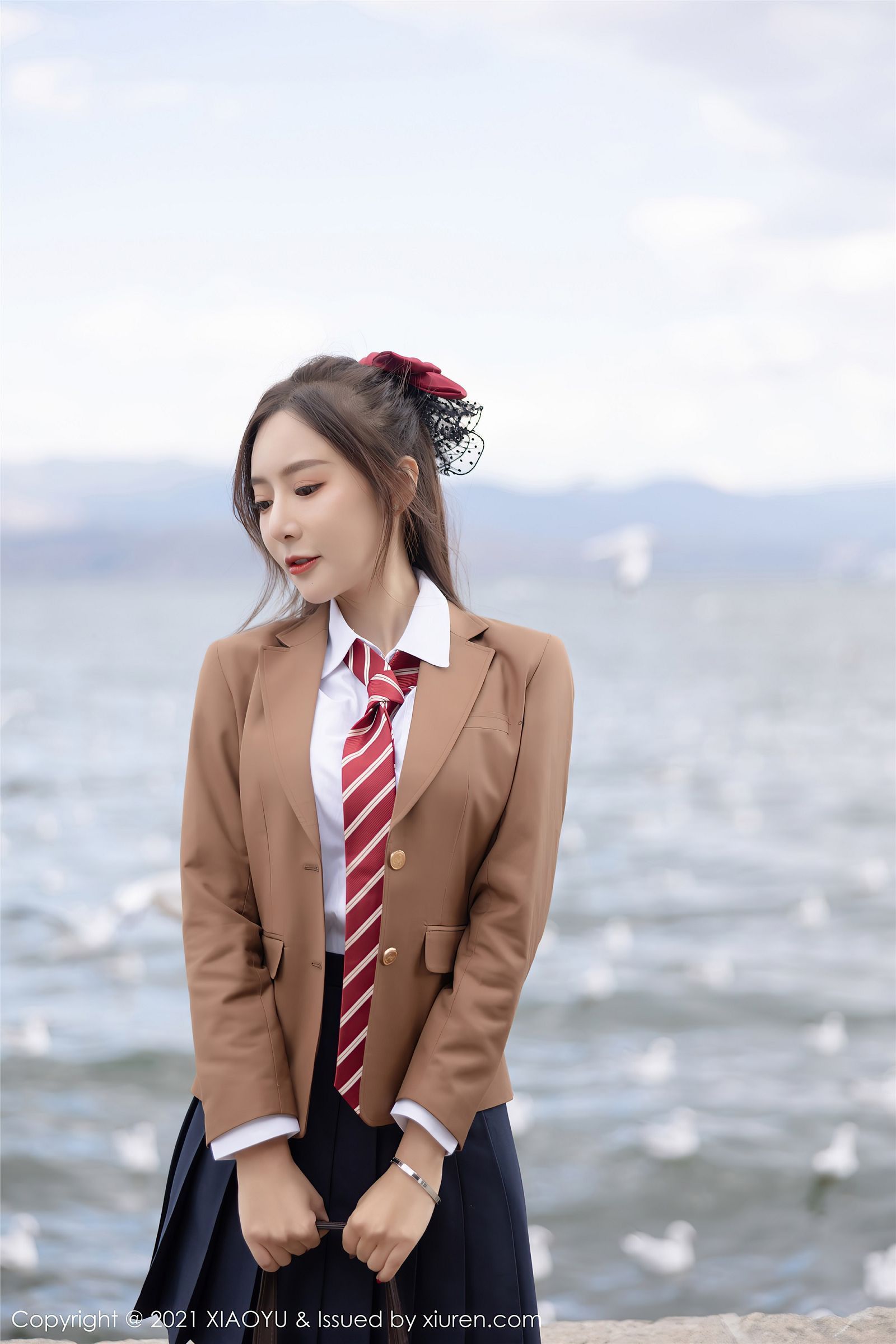 Wang Xin Yao Women 2021 Year Watermarked Tie Brunette Women Outdoors Asian Looking Away Standing 1600x2400