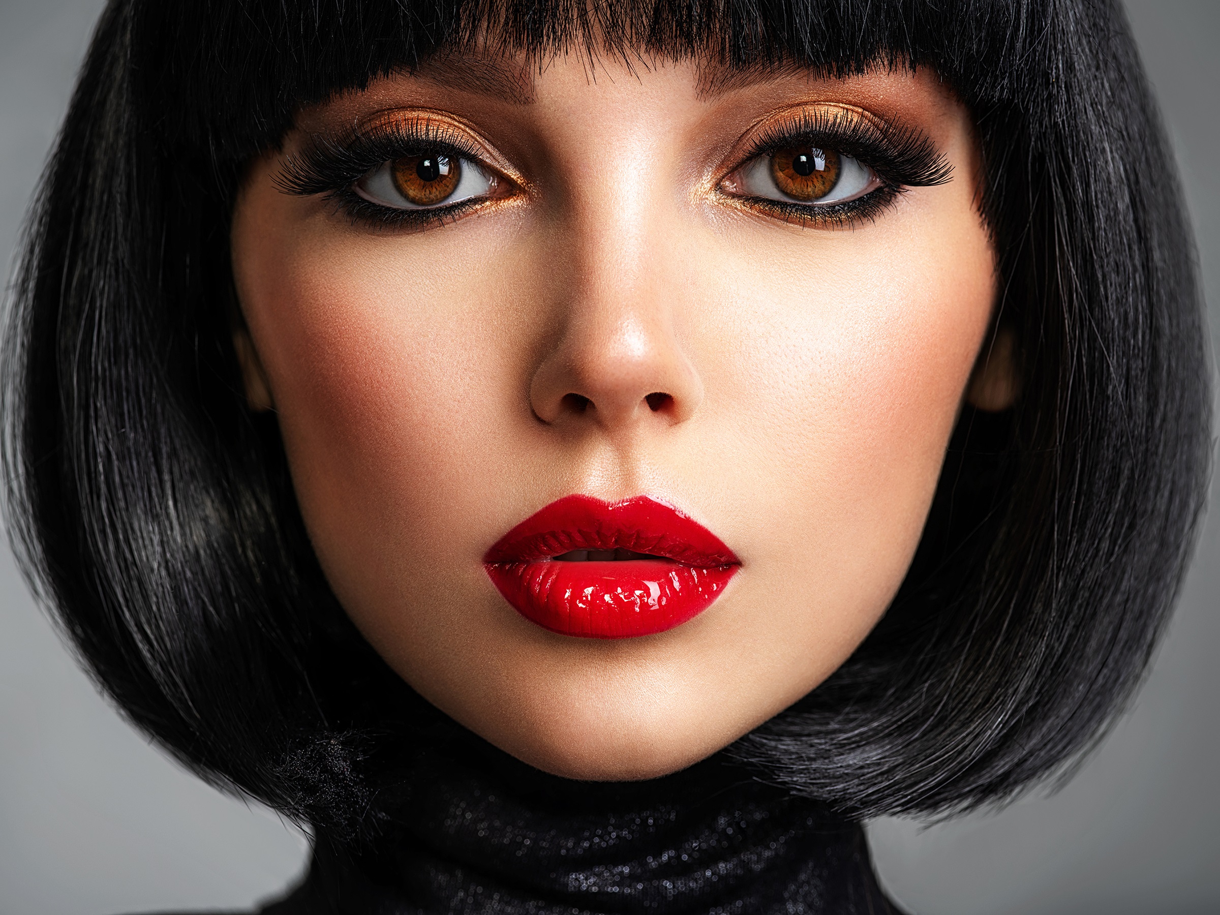 Face Closeup Women Makeup Fashion Black Hair Model Brown Eyes Short Hair Portrait Red Lipstick Shiny 2400x1800