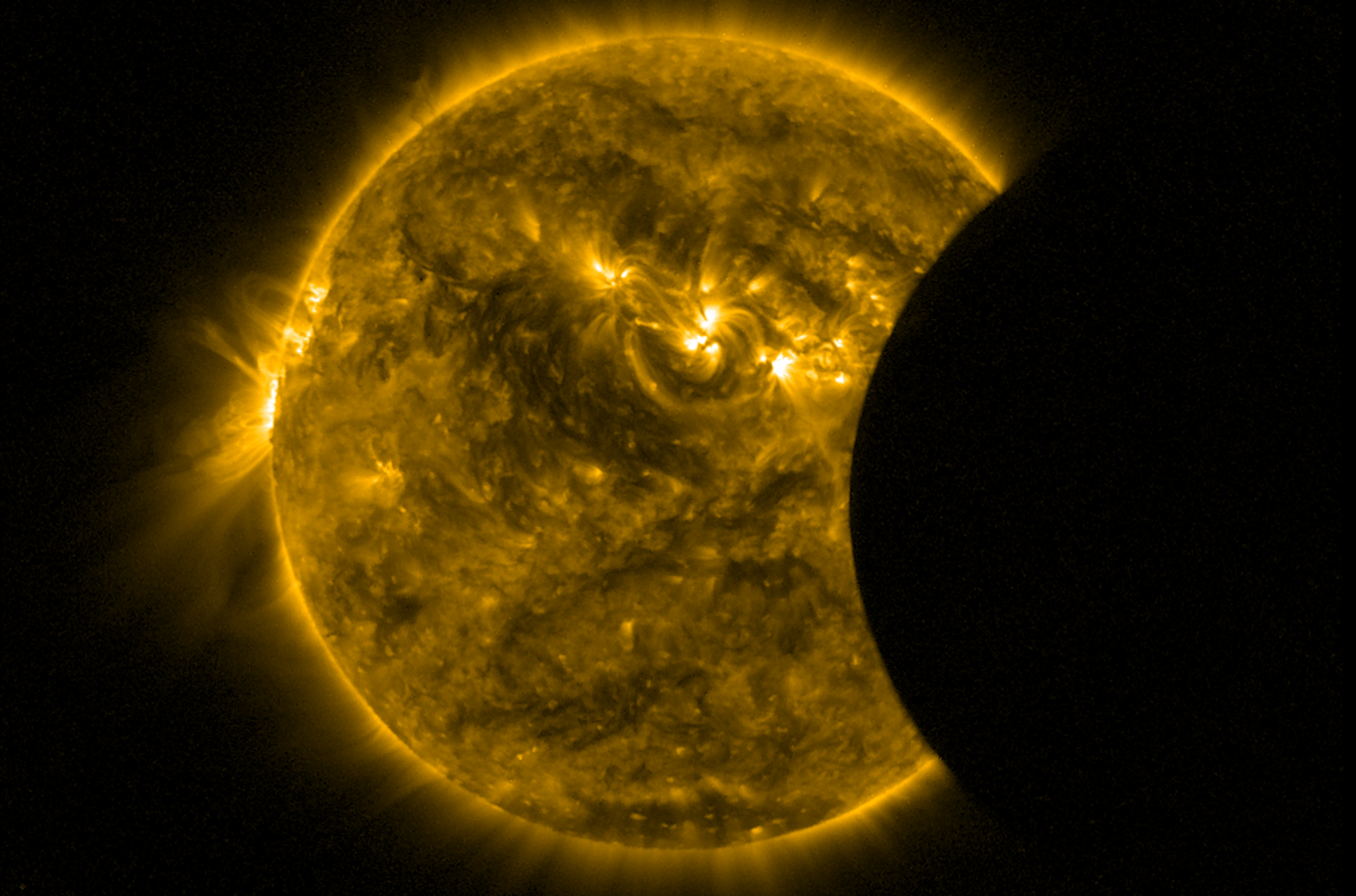 ESA Sun Eclipse Space Moon Photography 1920x1269