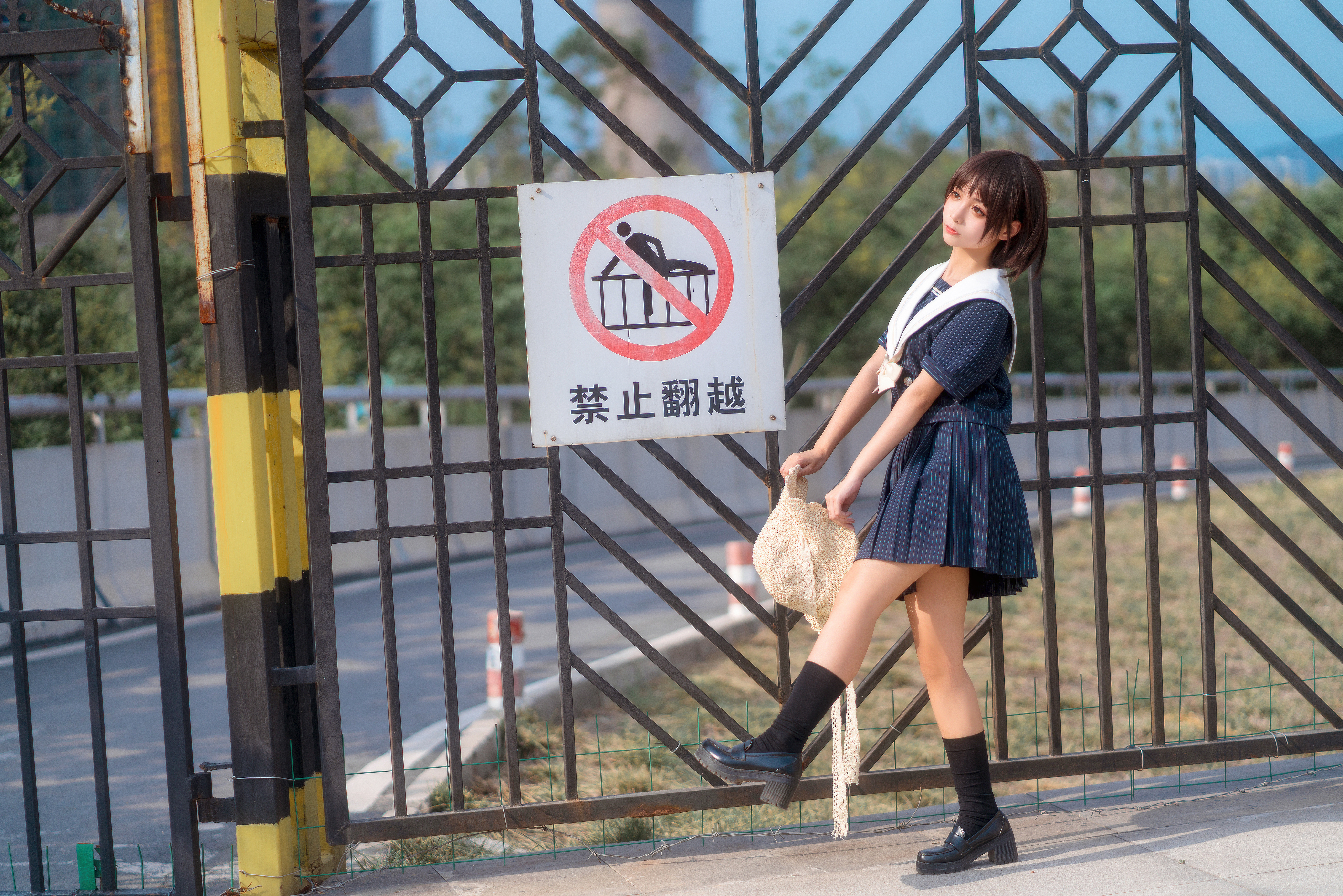 Women School Uniform Skirt Sunny Asian 5500x3670