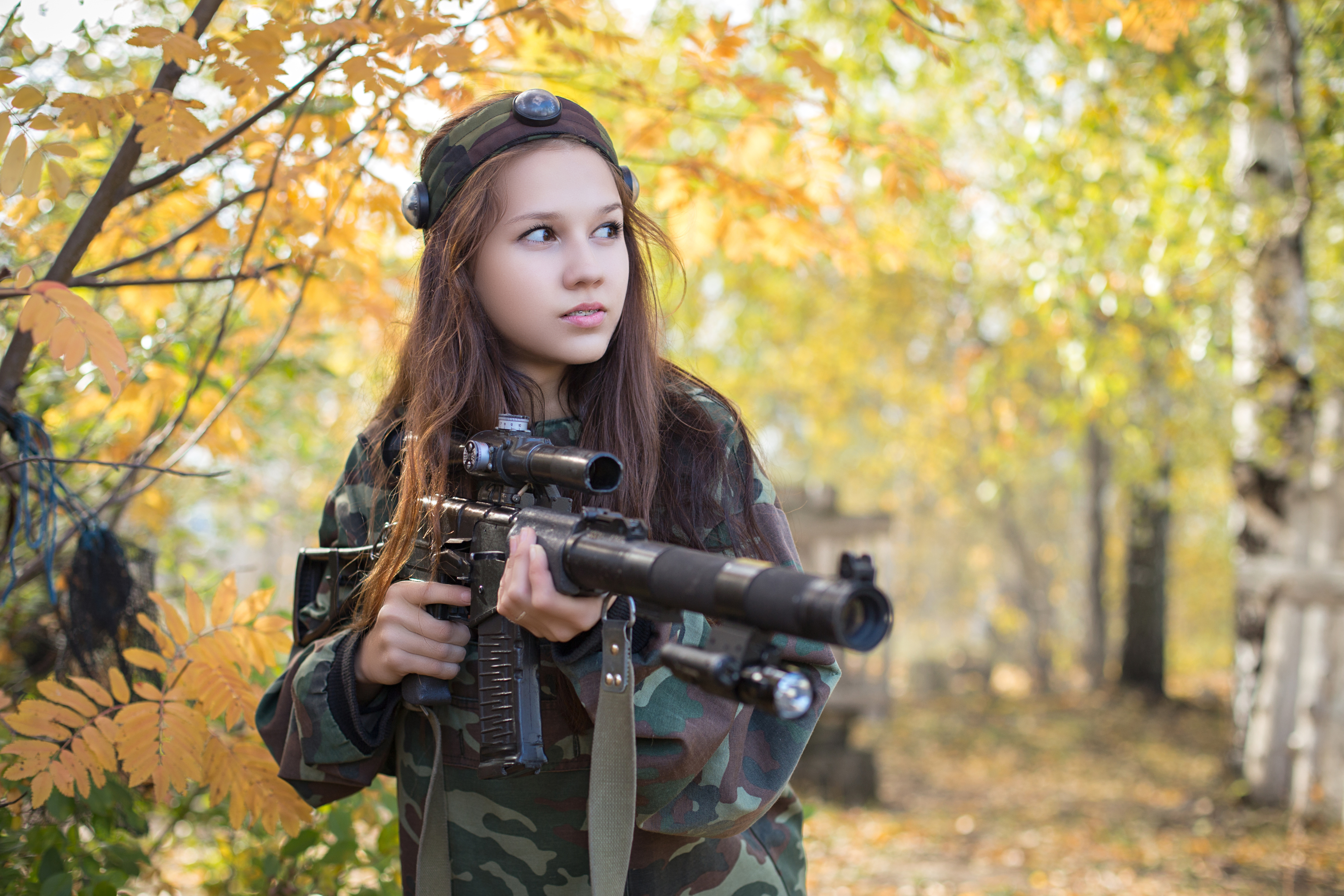 Girls With Guns Model Alexey Kokorin Laser Tag Fall Yellow Leaves 5254x3503