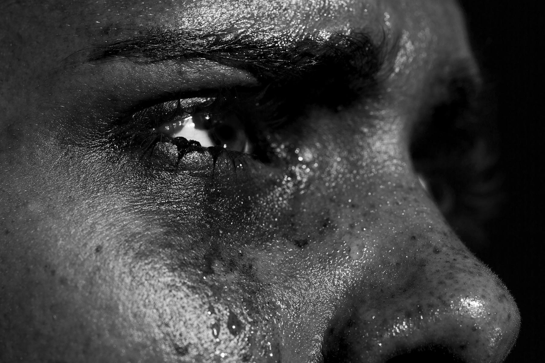 Women Monochrome Closeup Eyes Water Drops Model 1800x1200