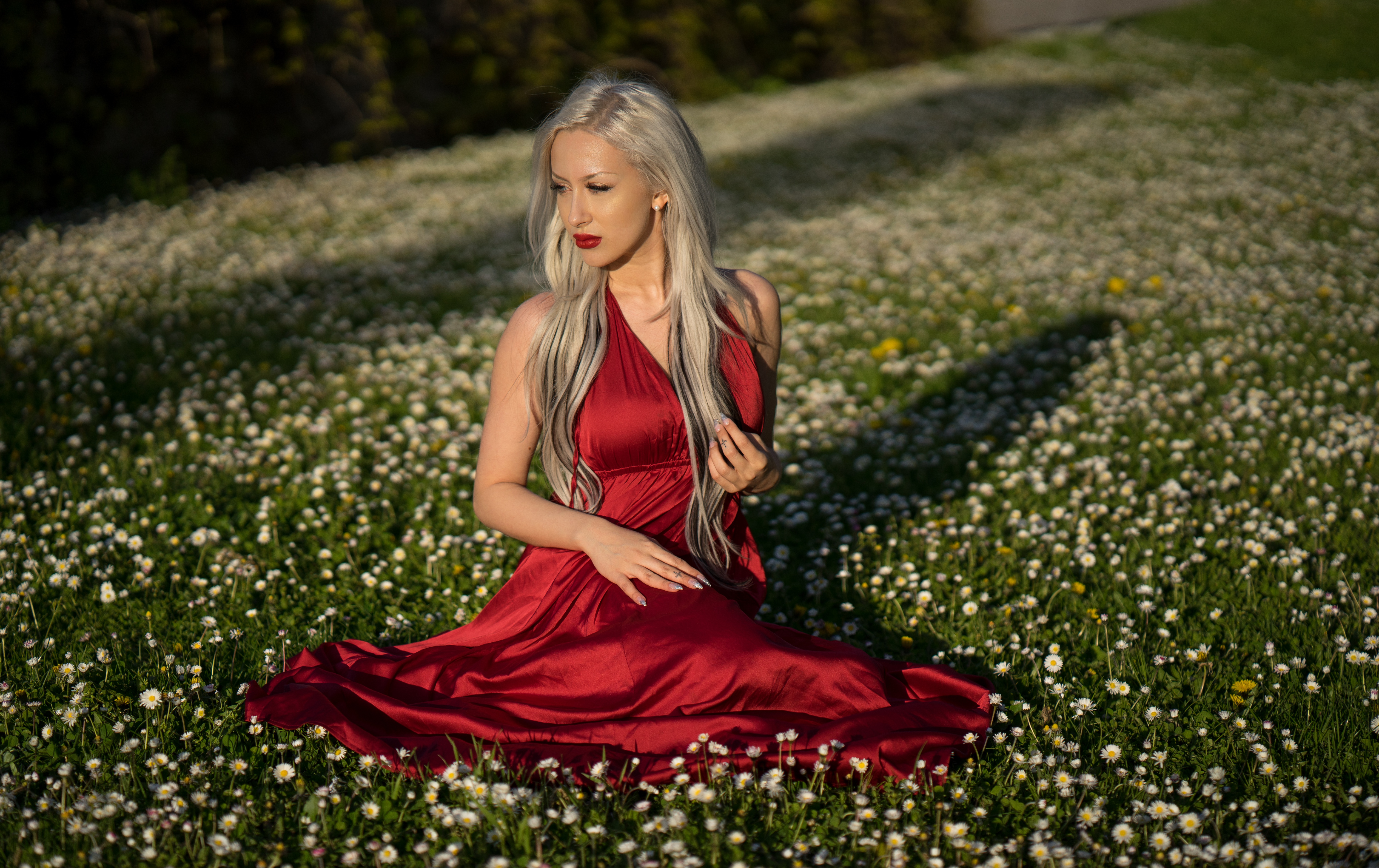 Blonde Girl Lipstick Model Red Dress Woman 6000x3777