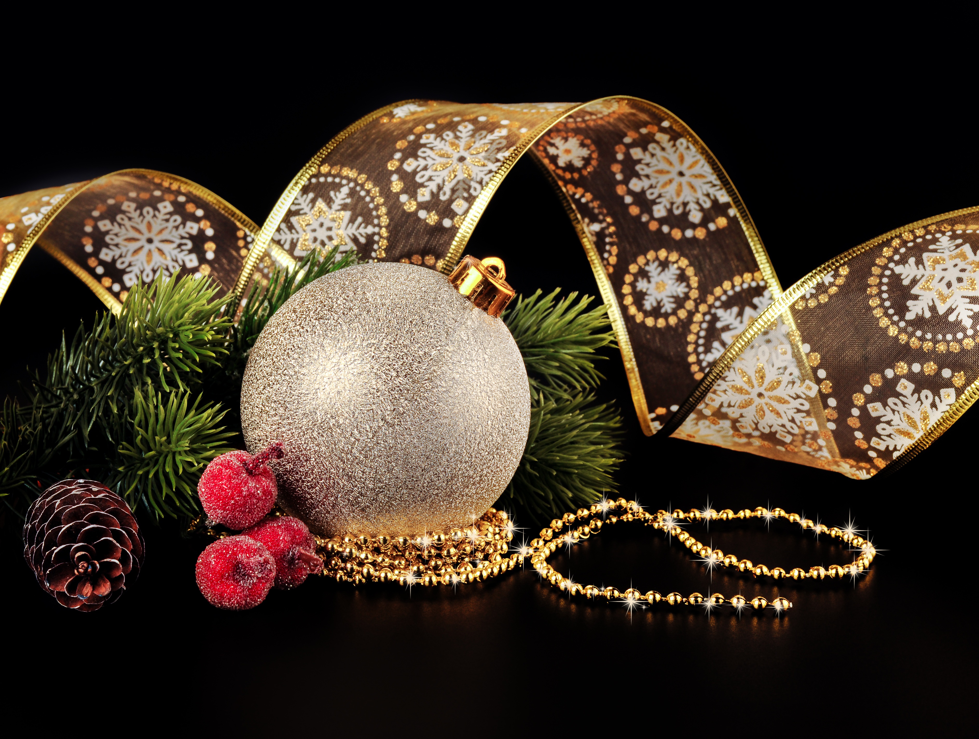 Christmas Ornaments Bauble 3774x2848
