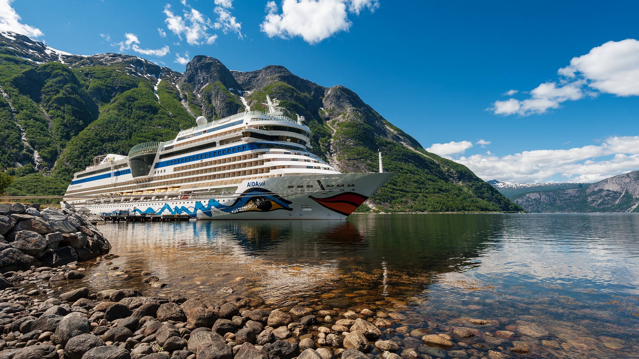 Aidasol Cruise Ship Fjord Ship 2048x1152