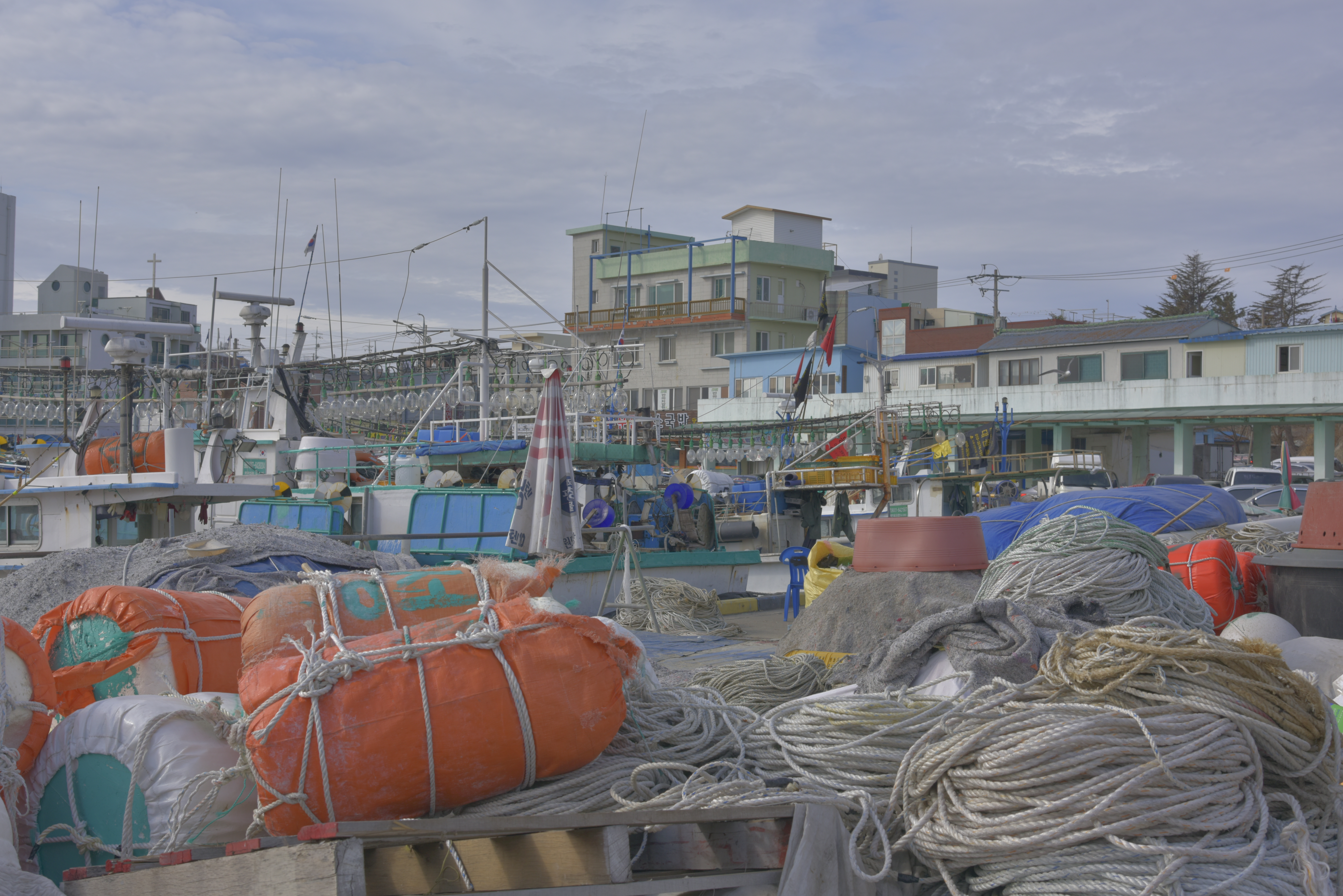 A Pier Landscape Fishing Boat South Korea 7360x4912