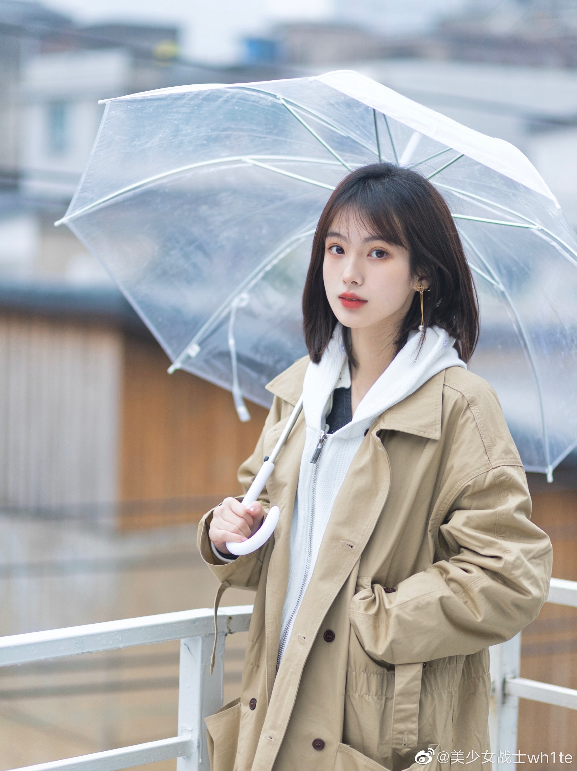 Asian Face Women Model Coats Watermarked Brunette Umbrella Women With Umbrella Women Outdoors Urban  2000x2668