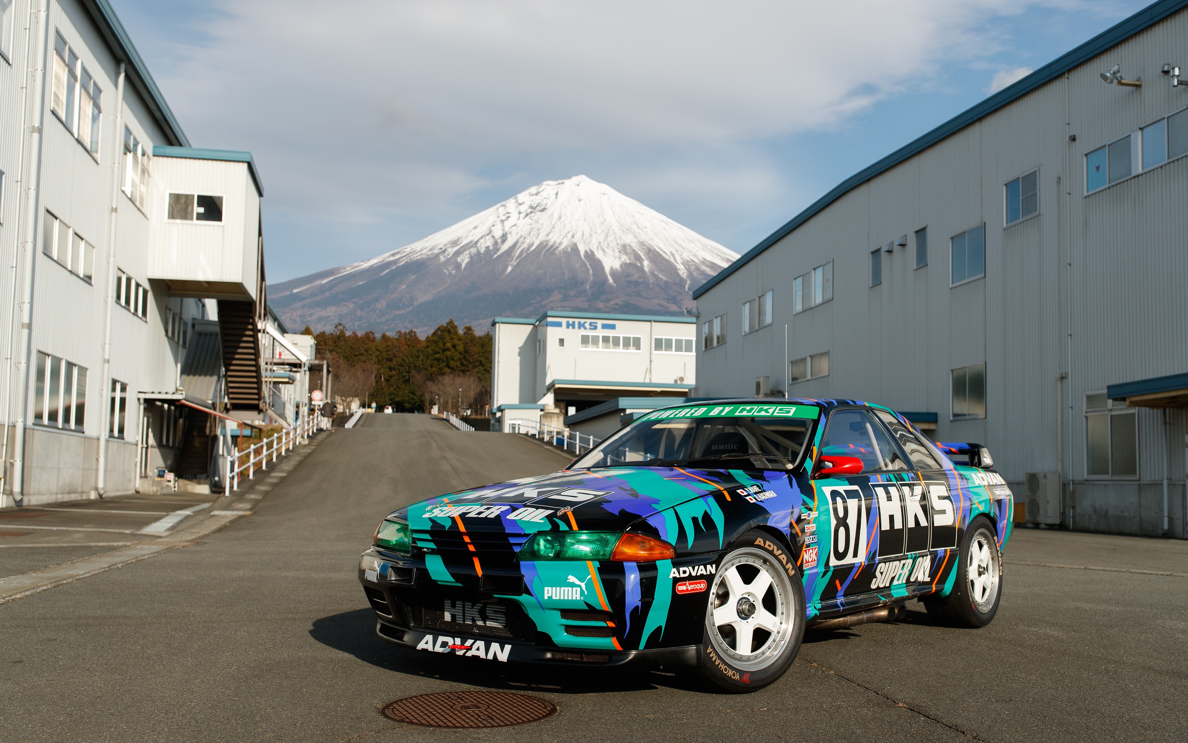 Nissan Skyline R32 HKS Race Cars Livery Mount Fuji Nissan Nissan Skyline JDM Japanese Cars Larry Che 3840x2402