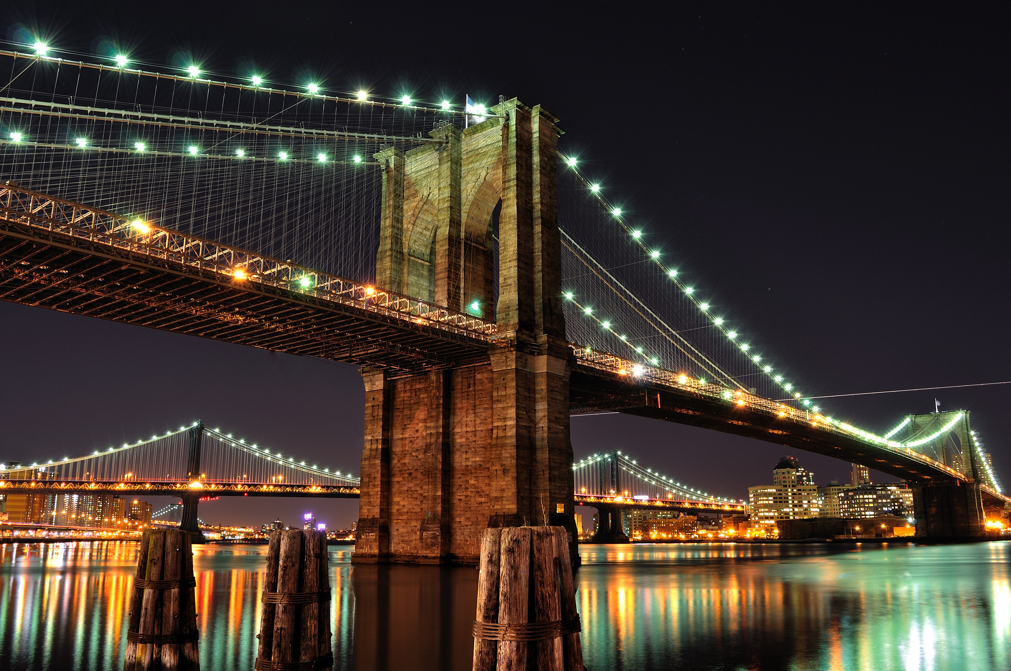 Man Made Brooklyn Bridge 2000x1328