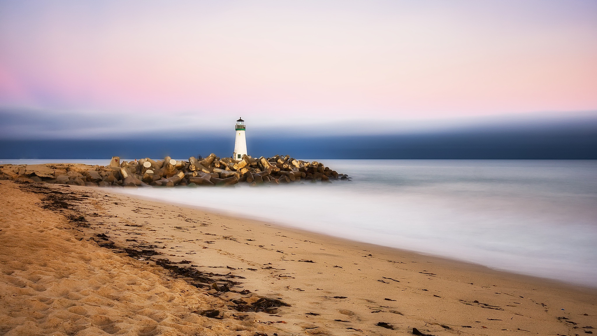 Outdoors Coast Beach Sky Lighthouse 2048x1152