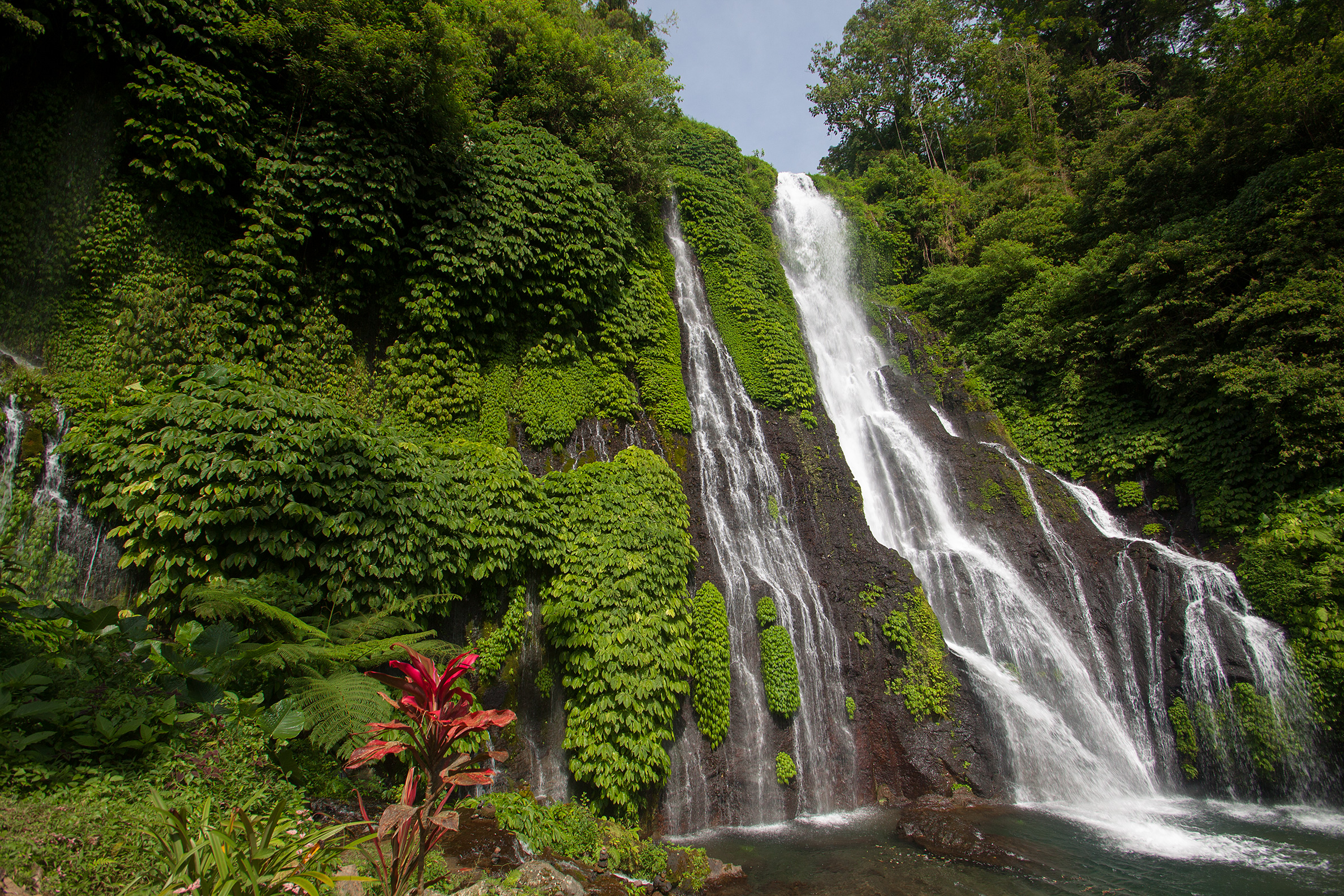Landscape Indonesia Waterfall 2376x1584