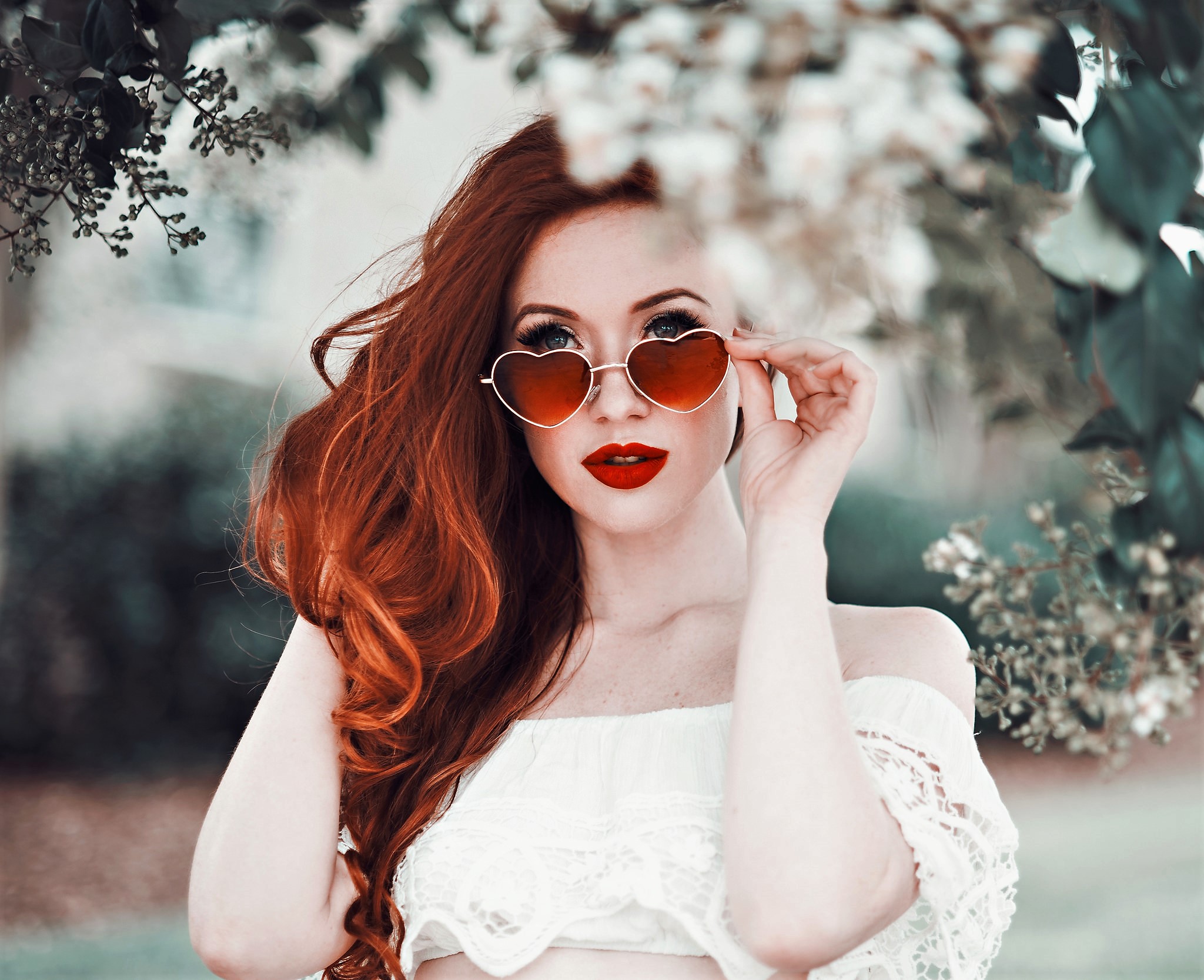 Heart Shaped Lipstick Redhead Sunglasses 2048x1667