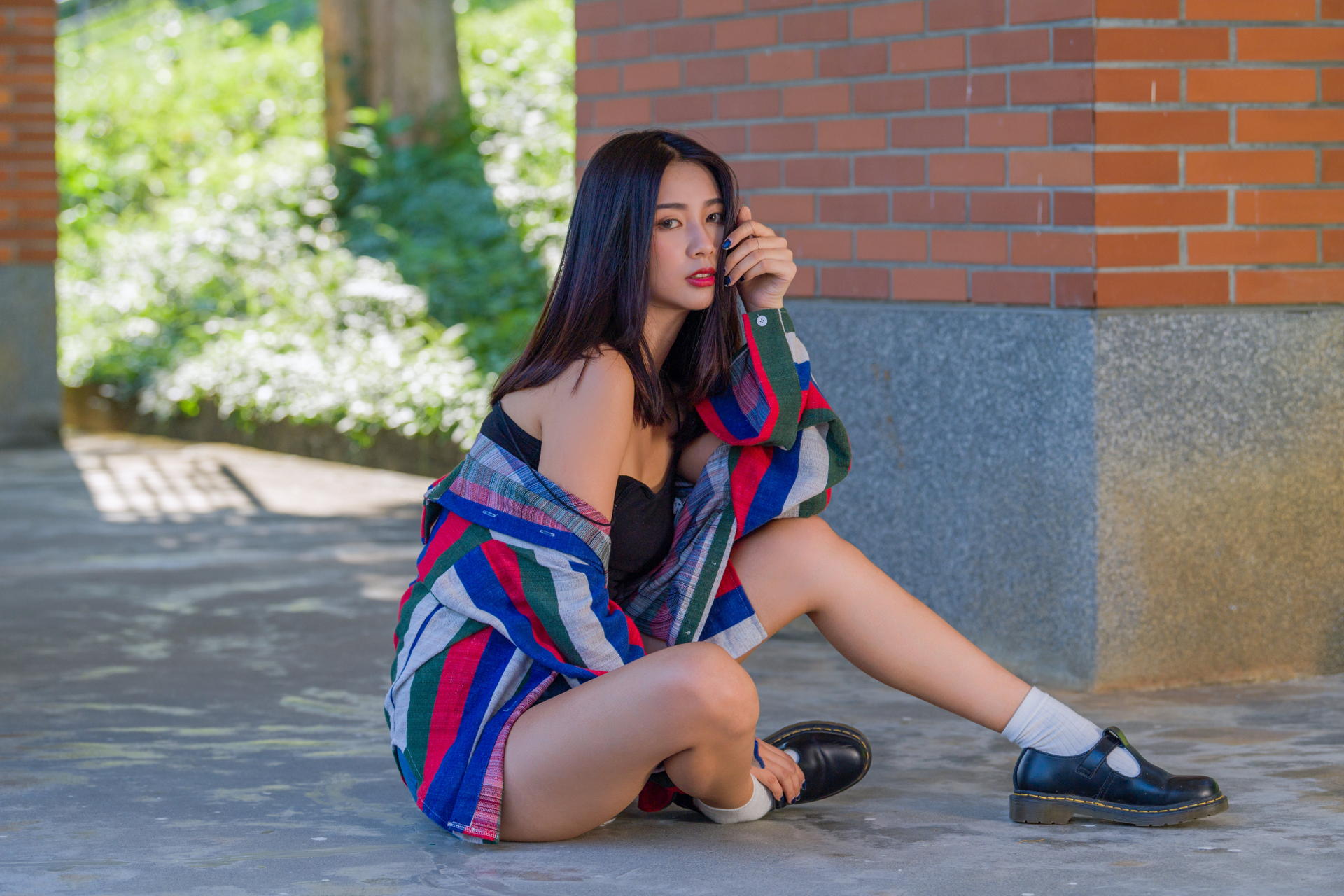 Asian Model Women Long Hair Dark Hair Sitting Short Socks Shirt Black Shirt Bricks Column Depth