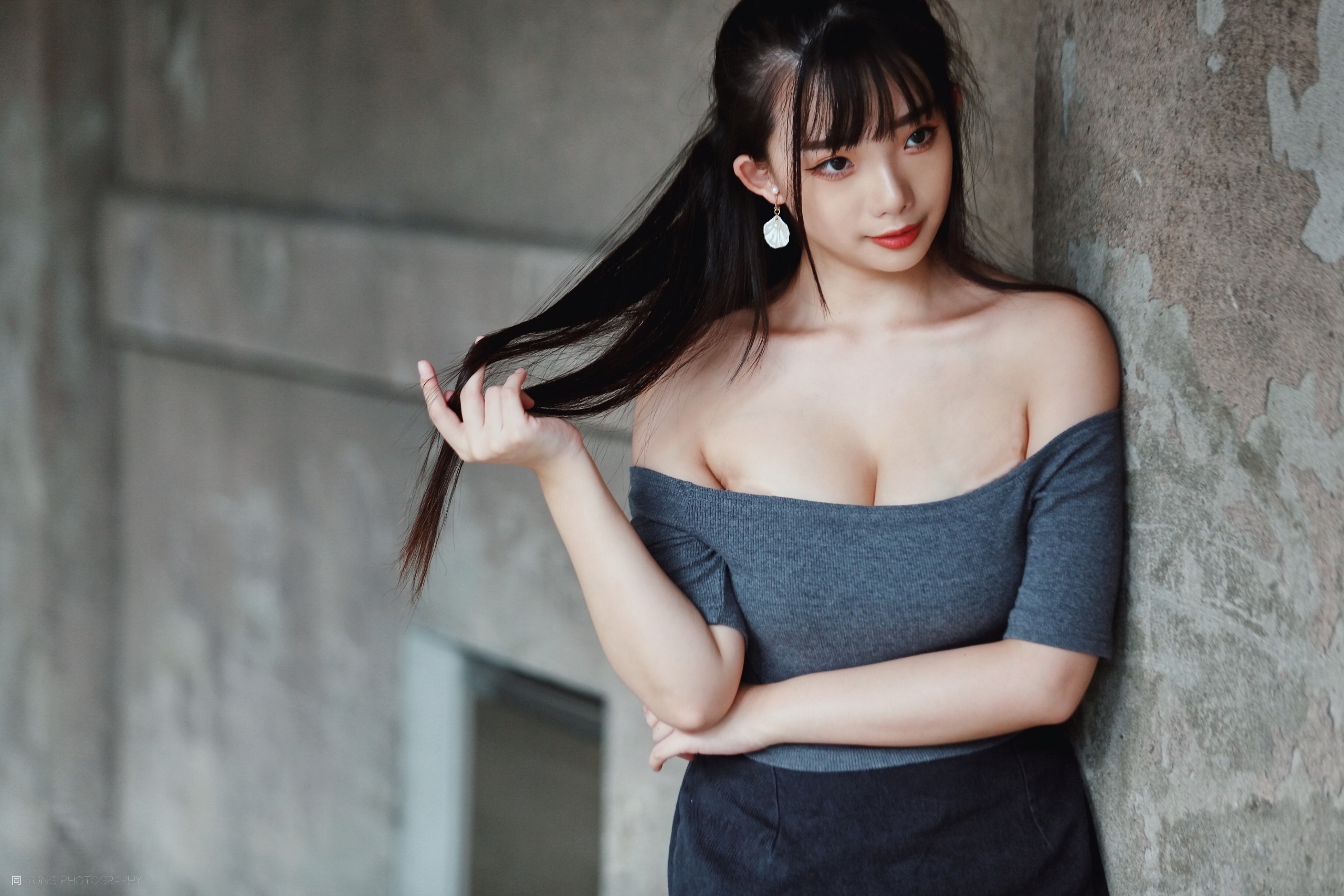 Ning Shioulin Women Model Asian Brunette Bare Shoulders Crop Top Portrait Outdoors Women Outdoors 2560x1707