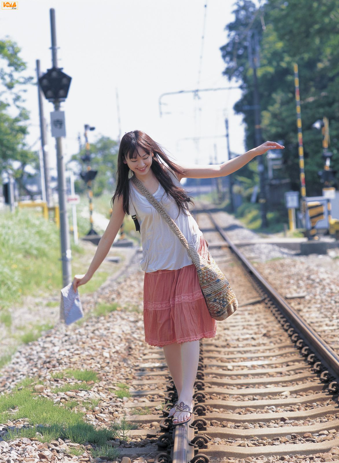 Asian Women Yui Aragaki Japanese Women Actress Railroad Track Dress 1171x1600
