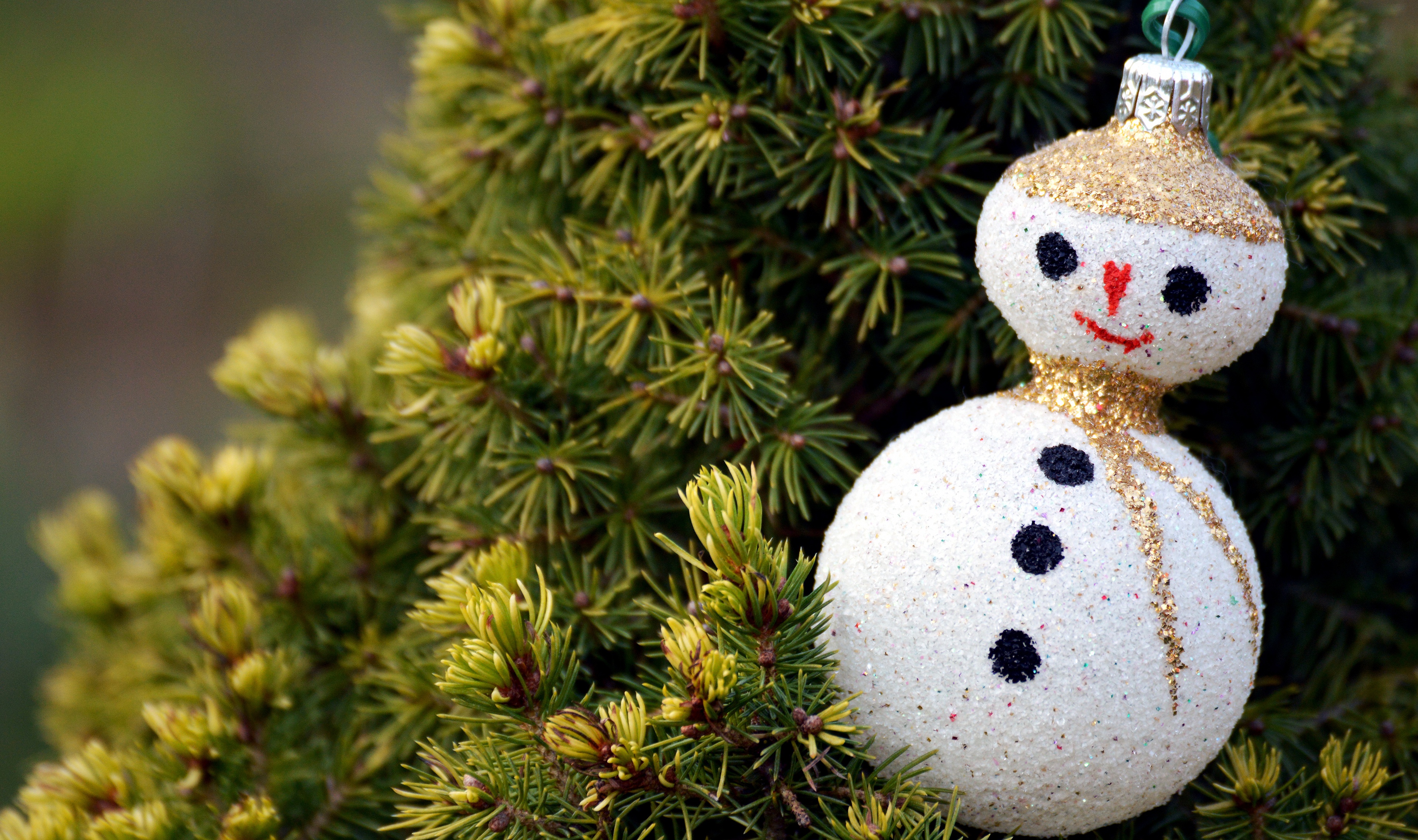 Christmas Ornaments Snowman 3840x2275