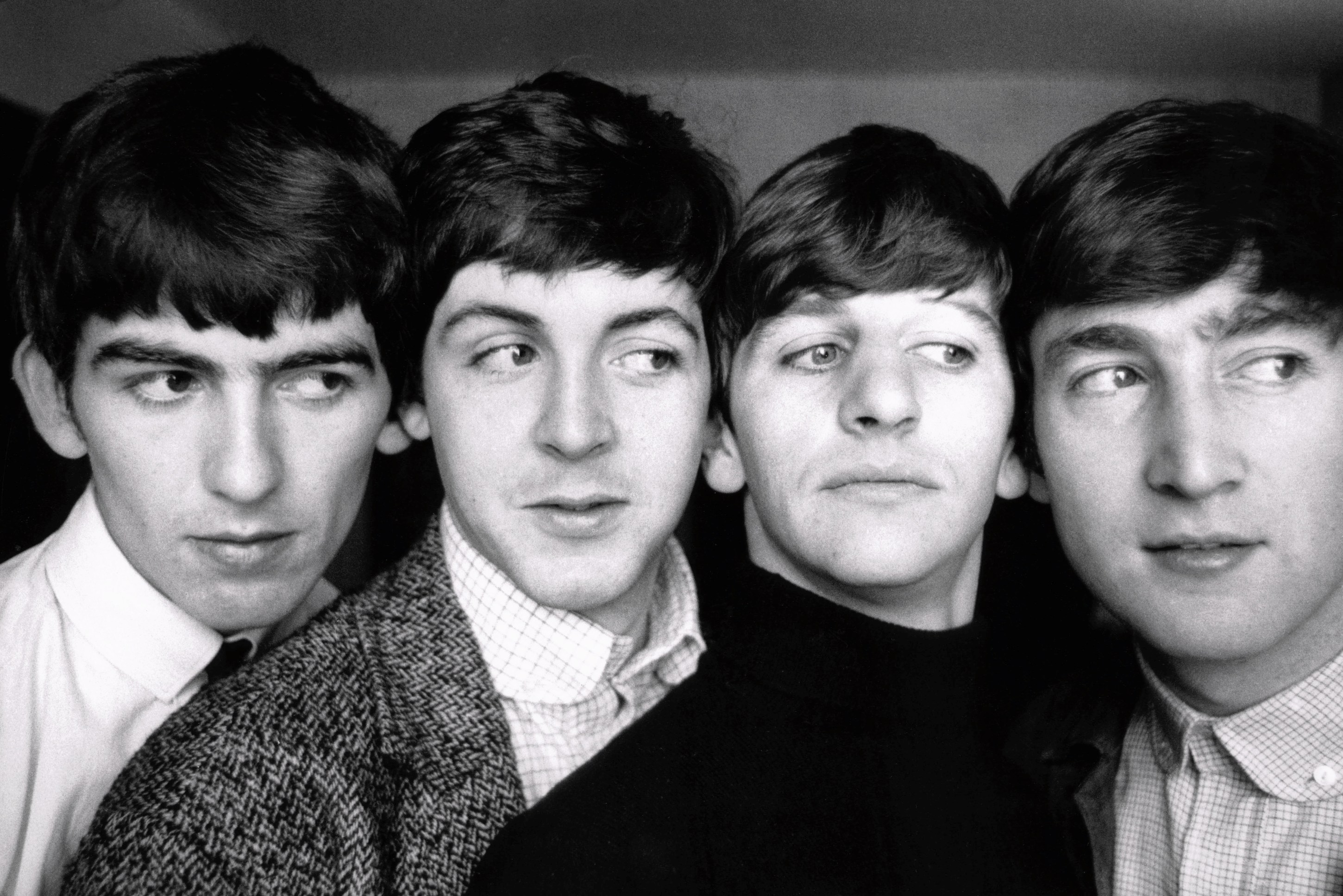 The Beatles John Lennon George Harrison Ringo Starr Paul McCartney 2900x1936