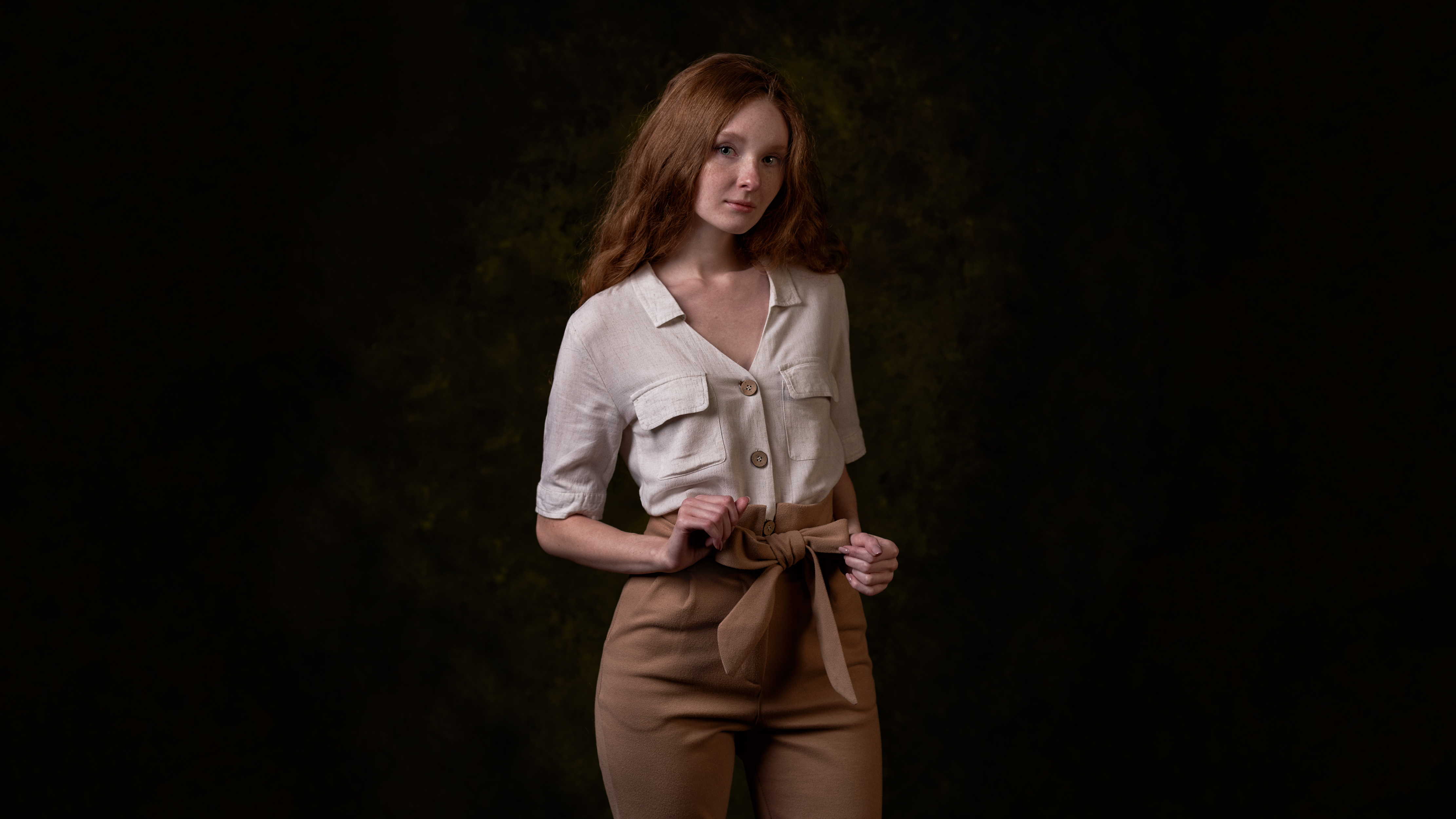 Max Pyzhik Women Portrait Model Redhead Shirt Dark Background Looking At Viewer Studio Vignette Phot 4444x2500