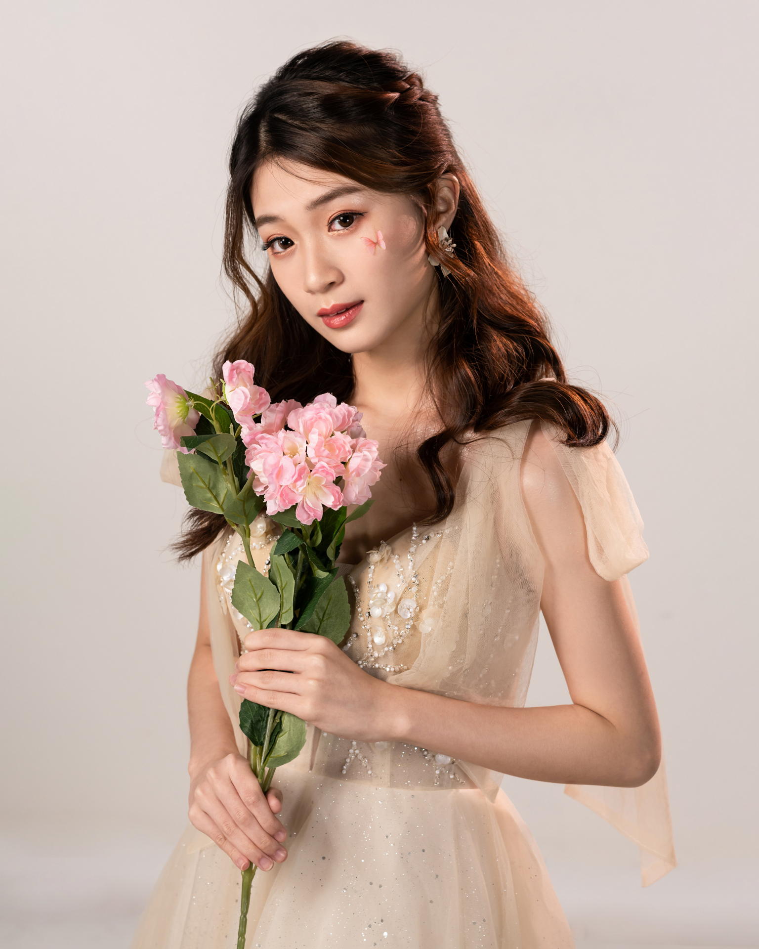 Asian Model Women Long Hair Dark Hair Flowers Bouquets Earrings Dress 1536x1920