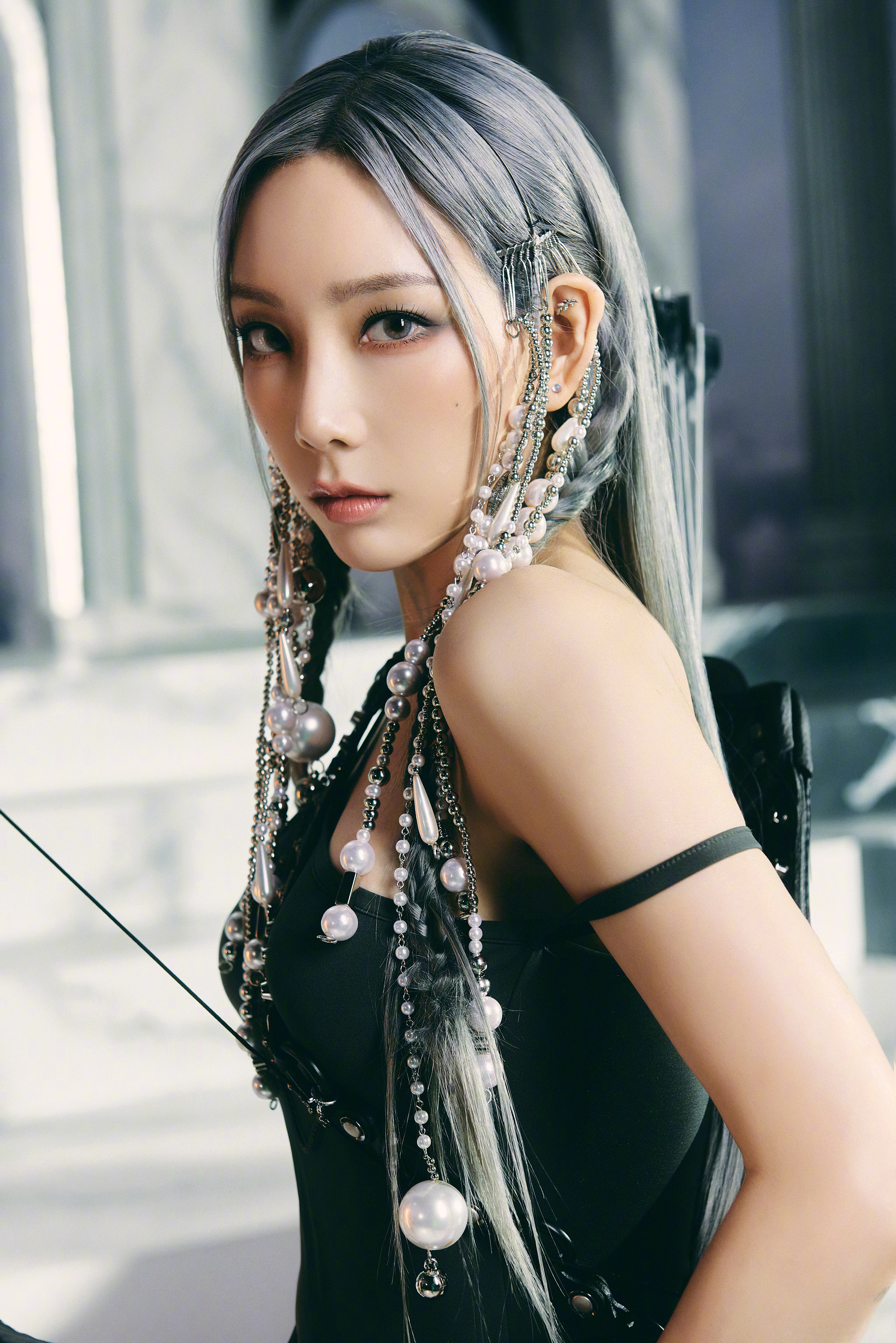 SNSD Taeyeon Kim Taeyeon Model Korean Women K Pop Gray Eyes Dyed Hair Archer Bow And Arrow Photo Man 2426x3635