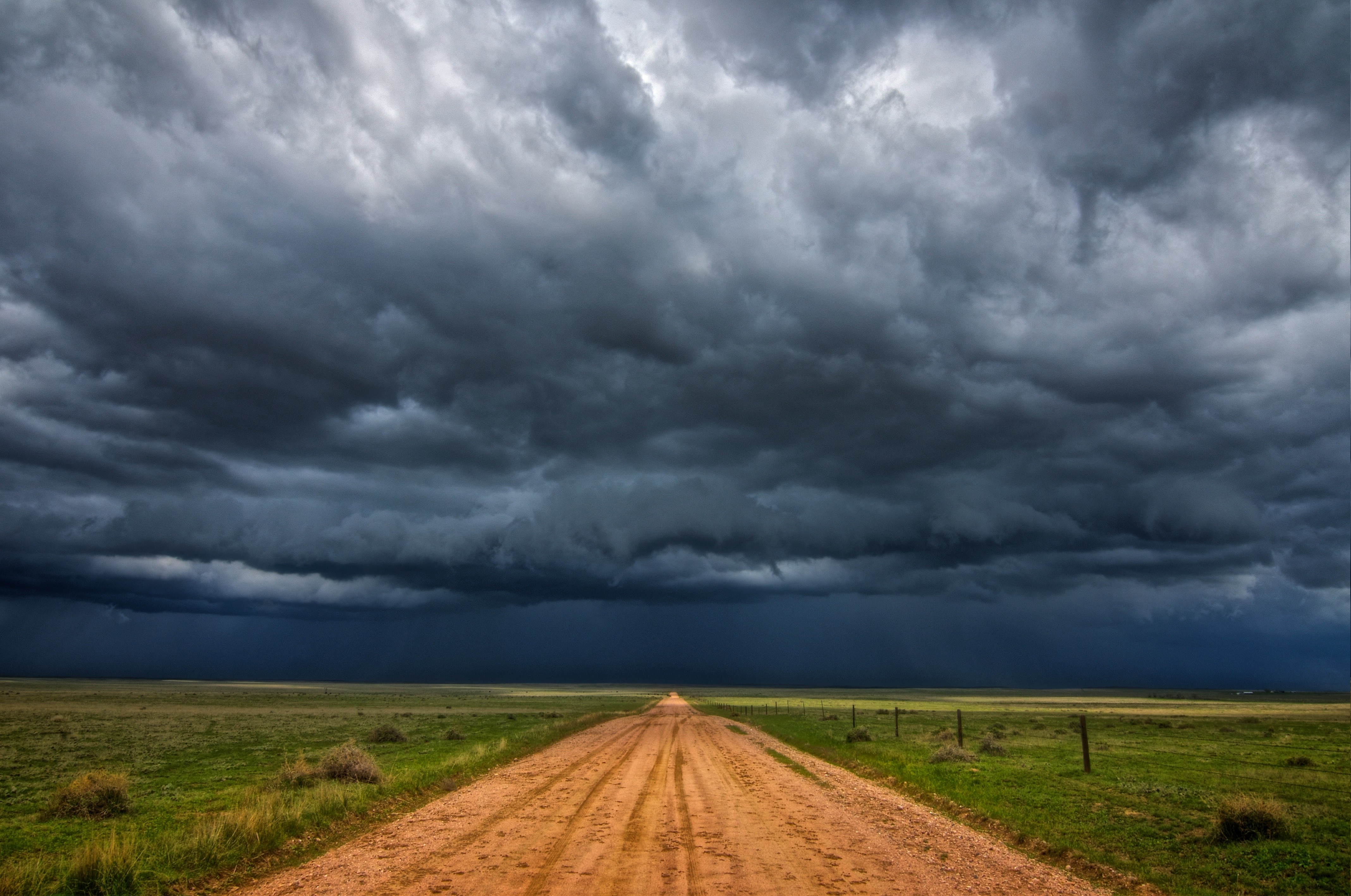 Storm Dirt Road 4274x2835