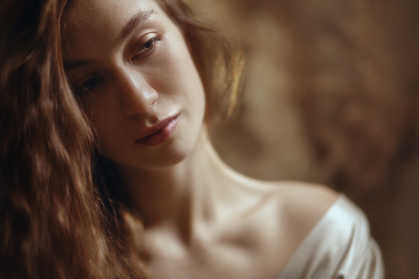 Sonja Lebedewa Women Model Face Closeup Portrait Looking Away Long Hair Brunette Bare Shoulders 1620x1080