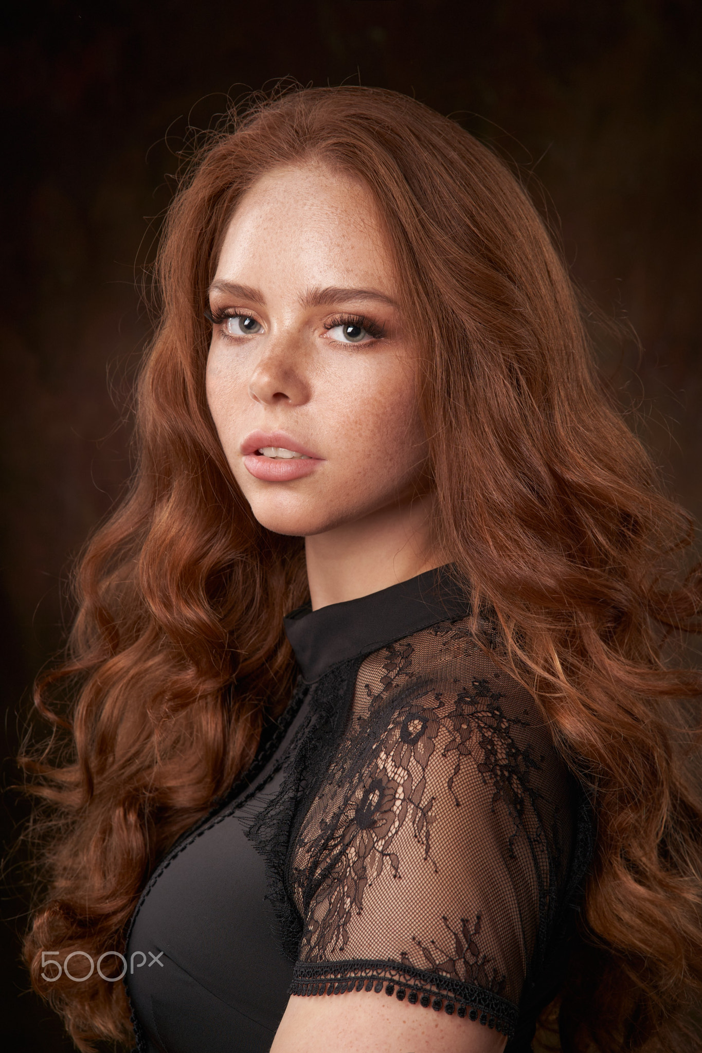 Alexander Vinogradov Women Redhead Long Hair Wavy Hair Freckles Looking At Viewer Black Clothing Sim 1365x2048
