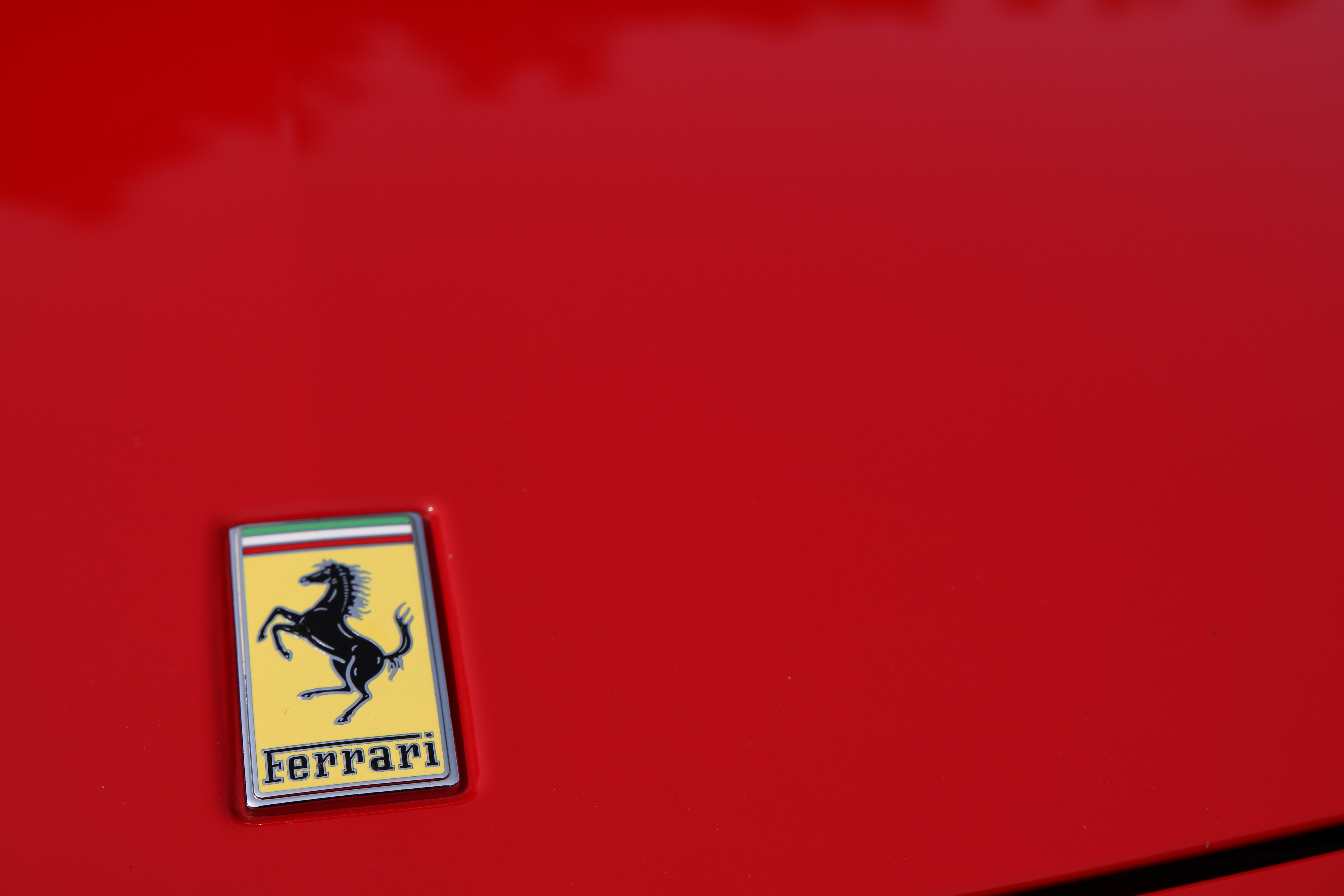 Car Logo Red Ferrari 6000x4000