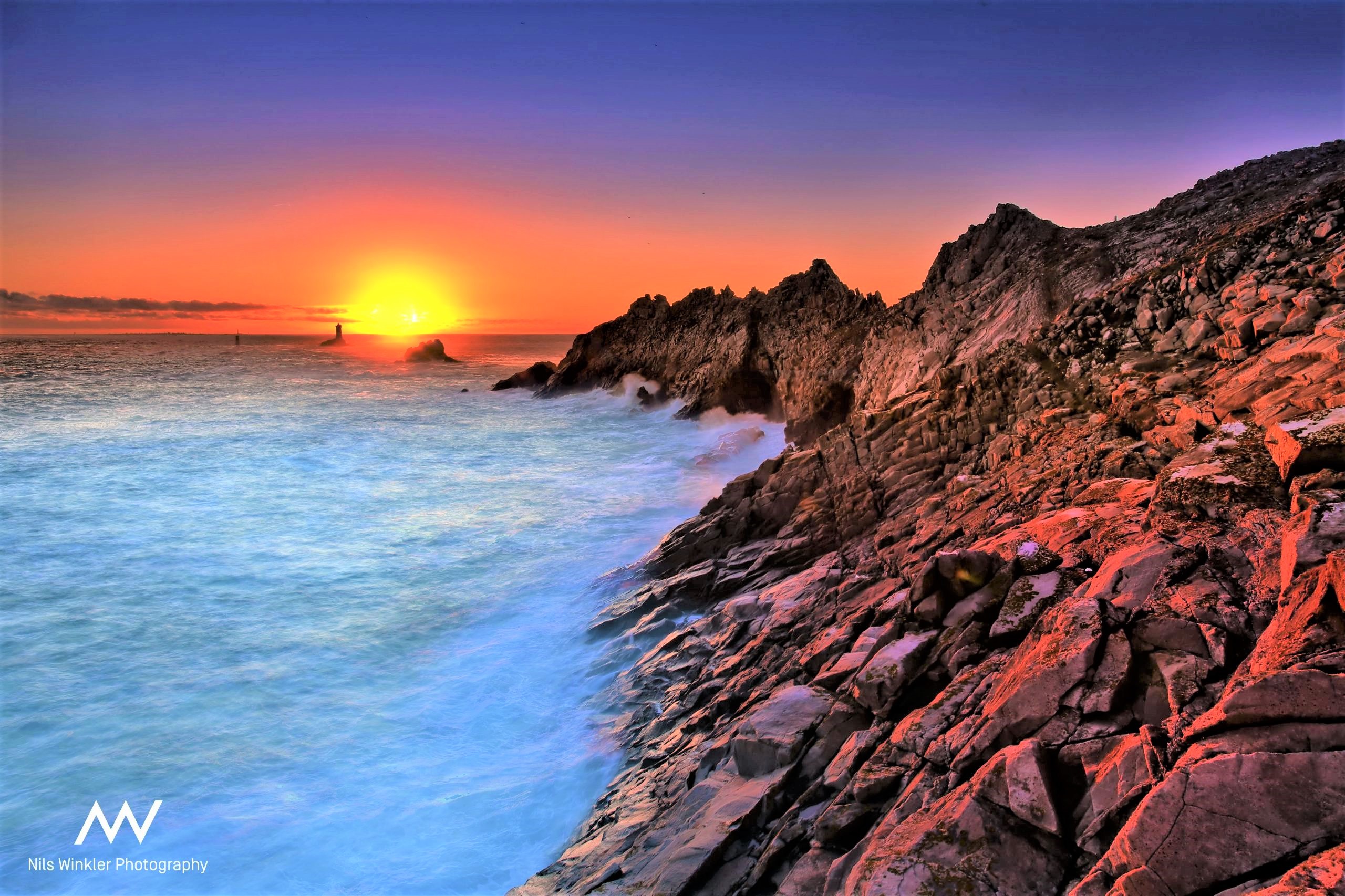 Ocean Sea Rock Coast Horizon 2560x1706