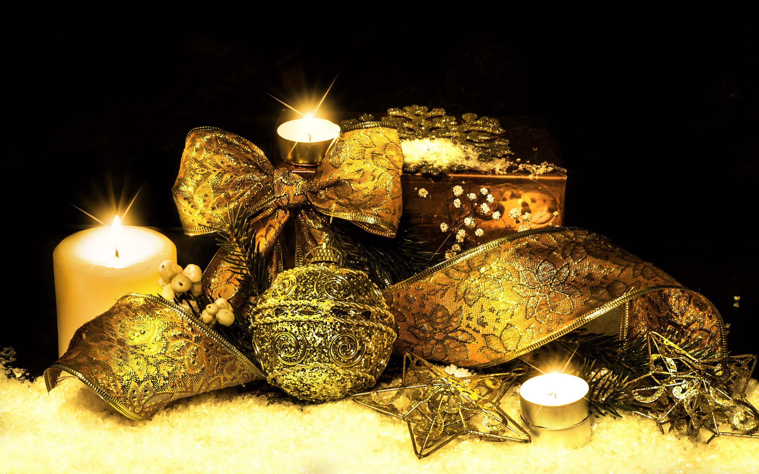 Candle Christmas Ornaments Golden Ribbon Star 2560x1600