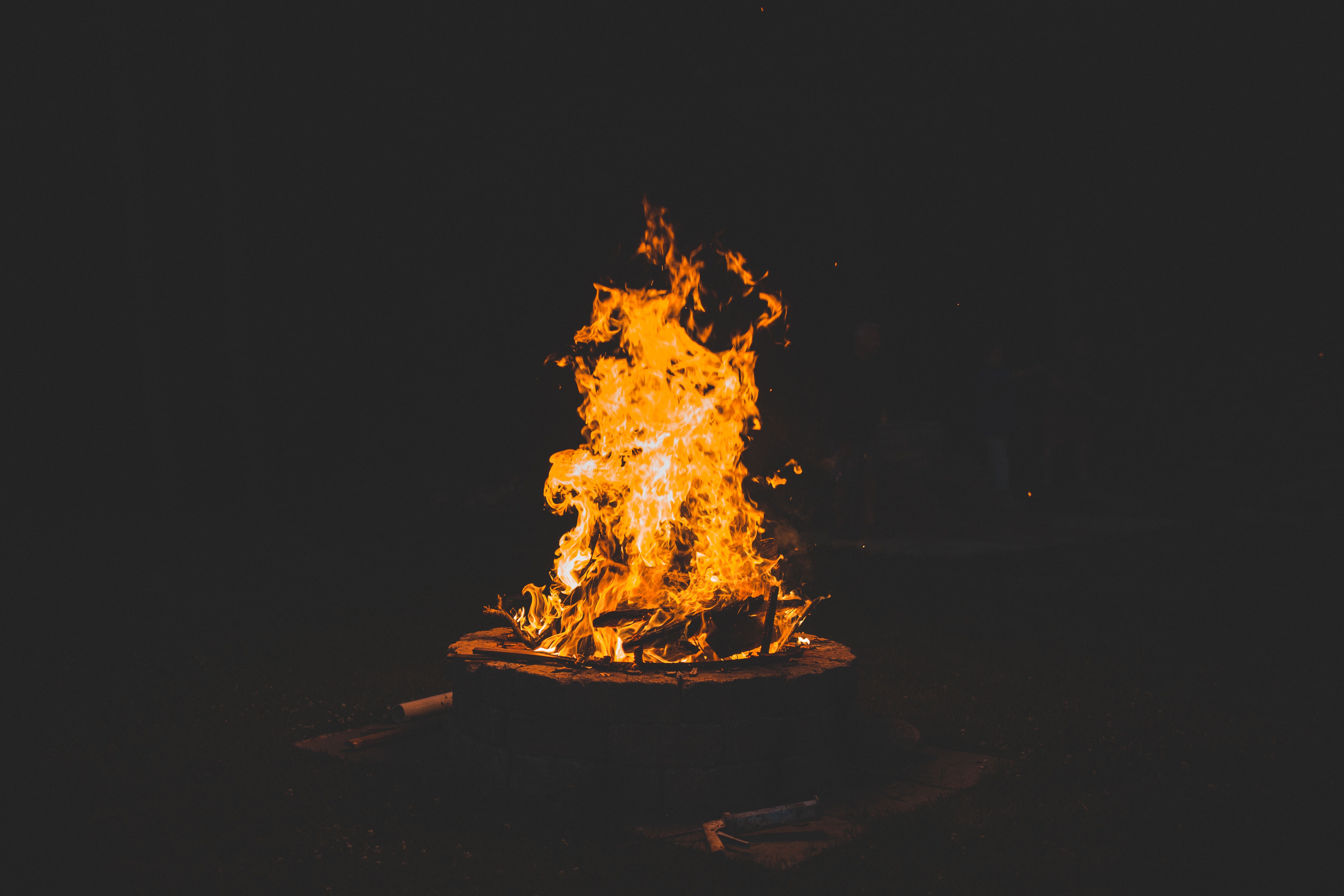 Burning Fire Firepit 5472x3648