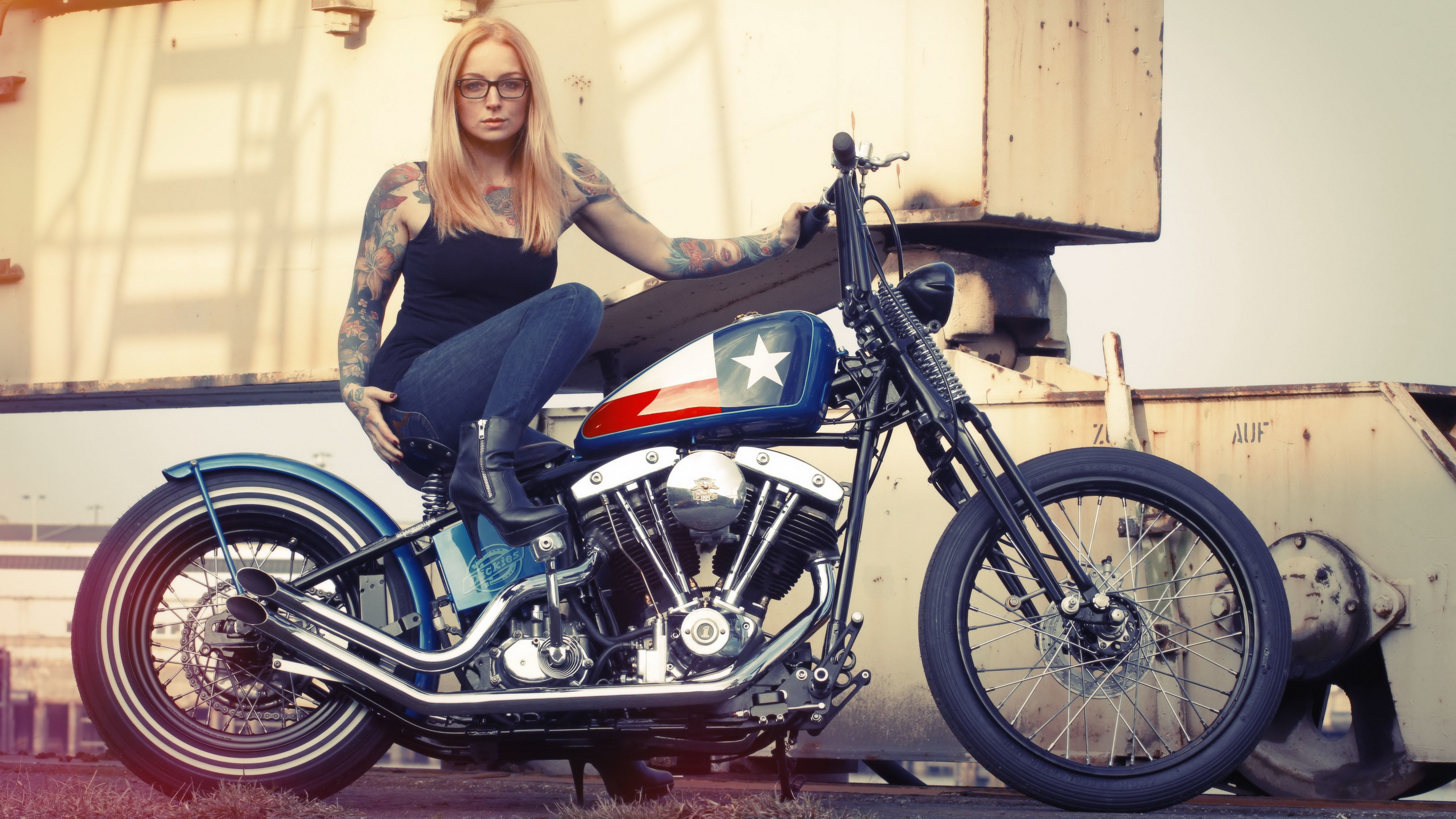 Tattoo Motorcycle Blonde 3840x2160