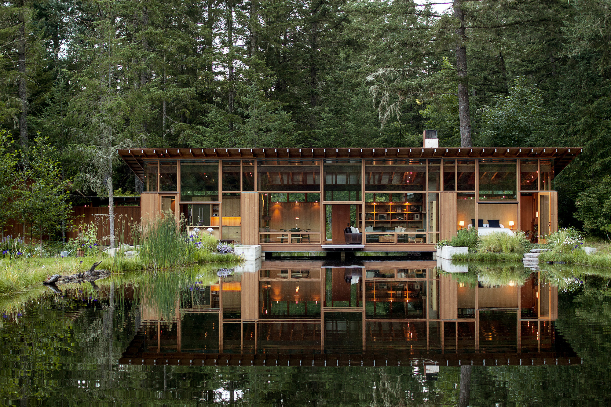 Architecture Modern House Cabin Lake Pond 2000x1333