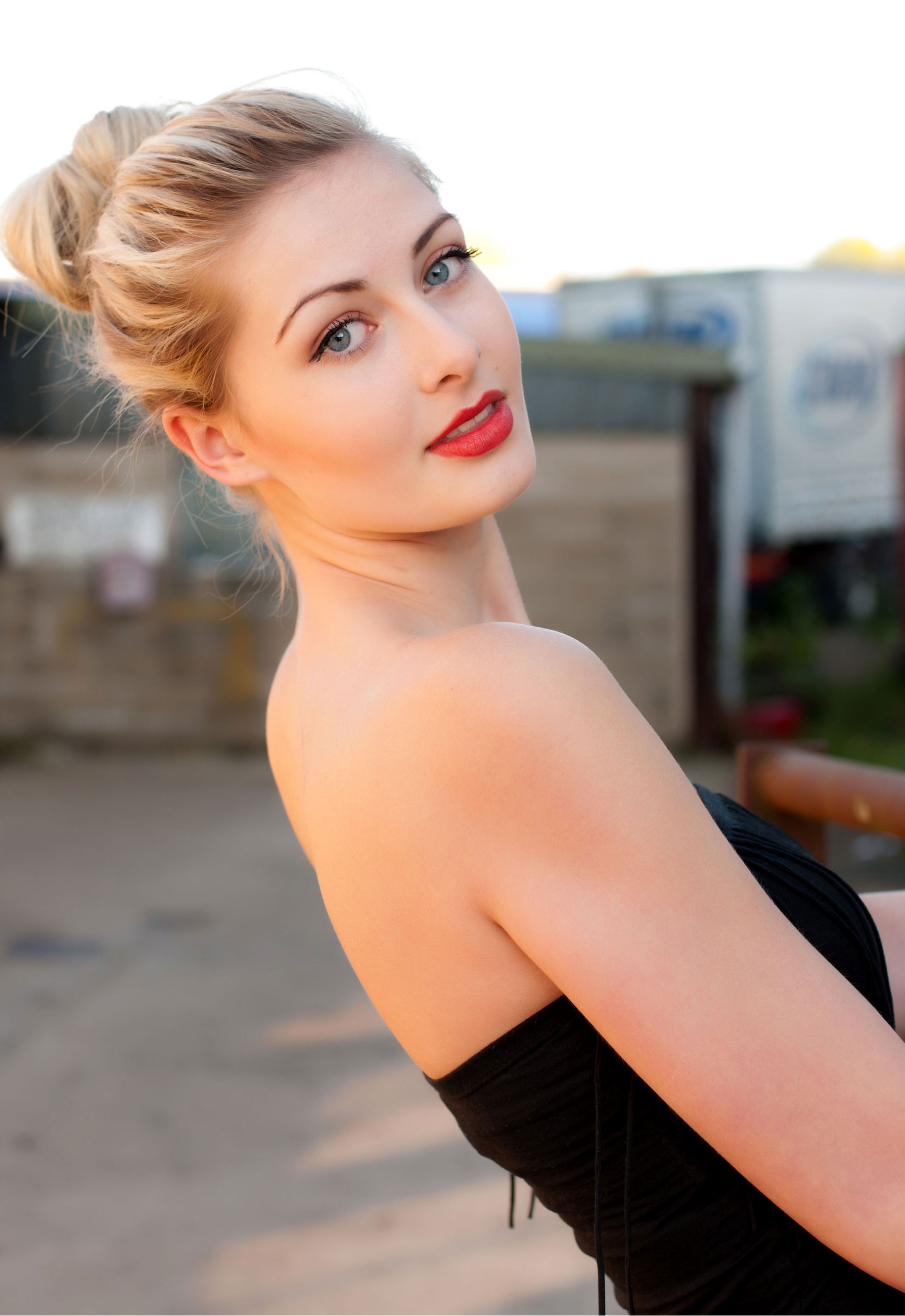 Looking At Viewer Bare Shoulders Model Women Outdoors Blonde Red Lipstick Black Dress Women 1790x2604